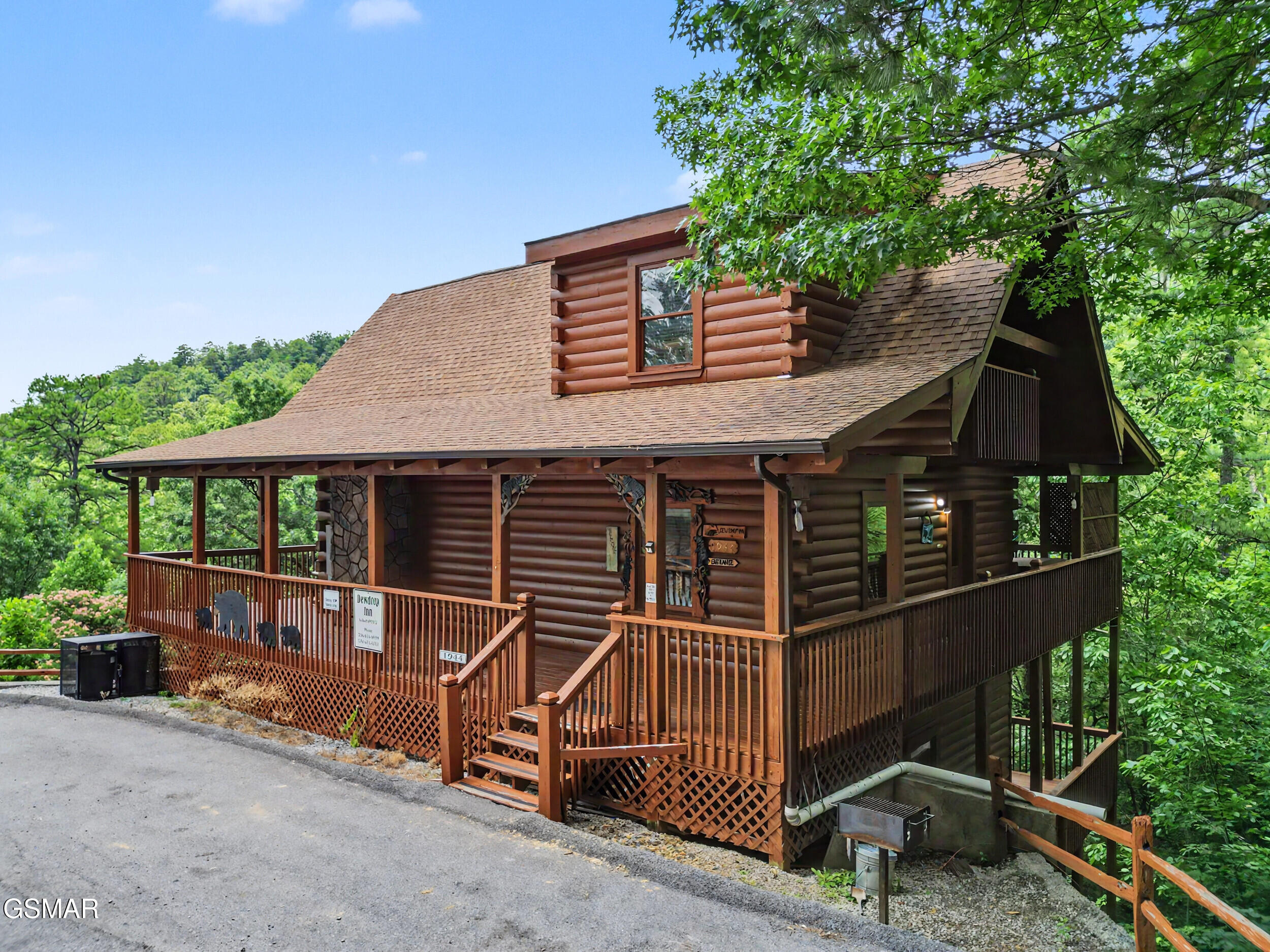 1944 E Mountain Way Sevierville TN 37876