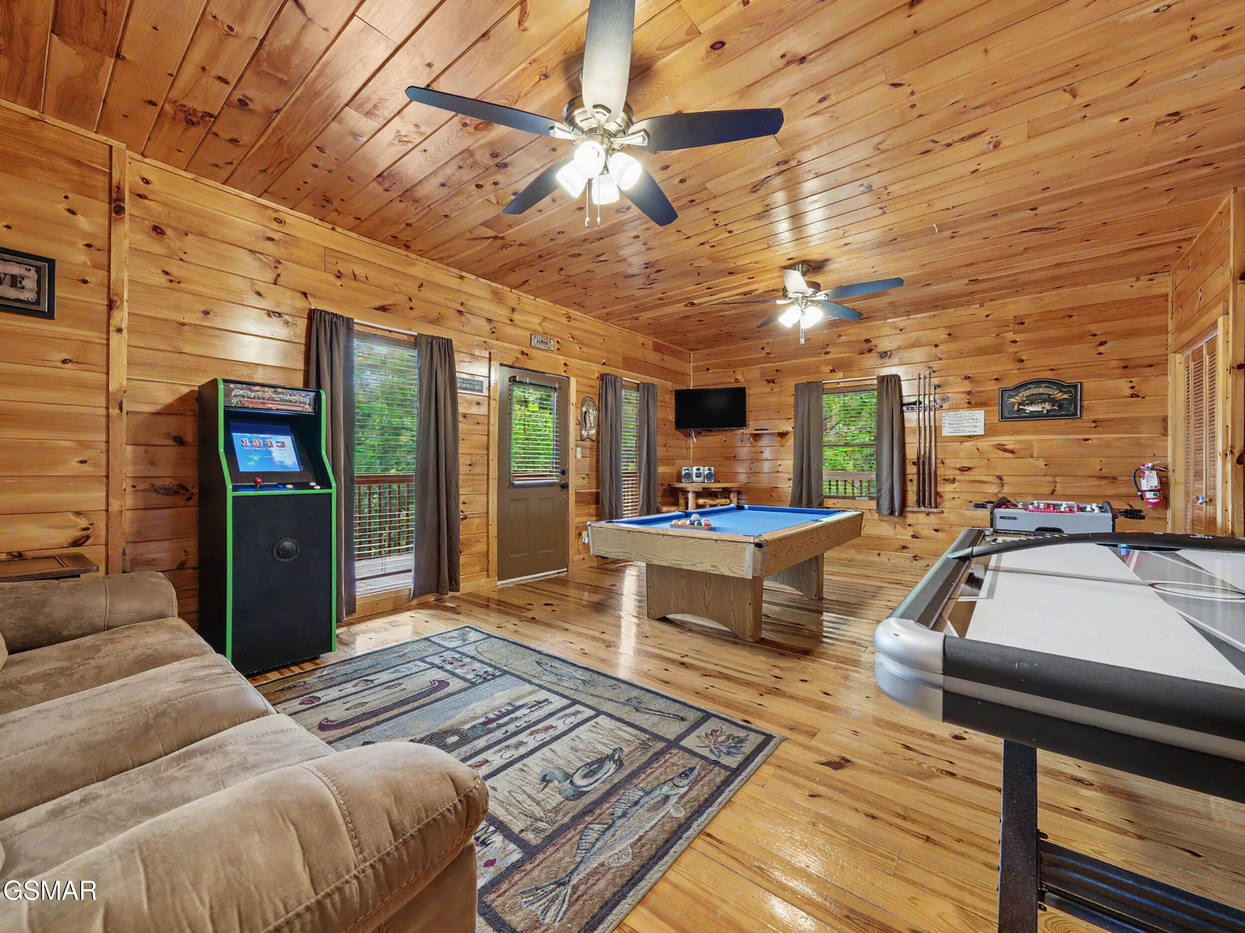 1944 E Mountain Way Sevierville TN 37876