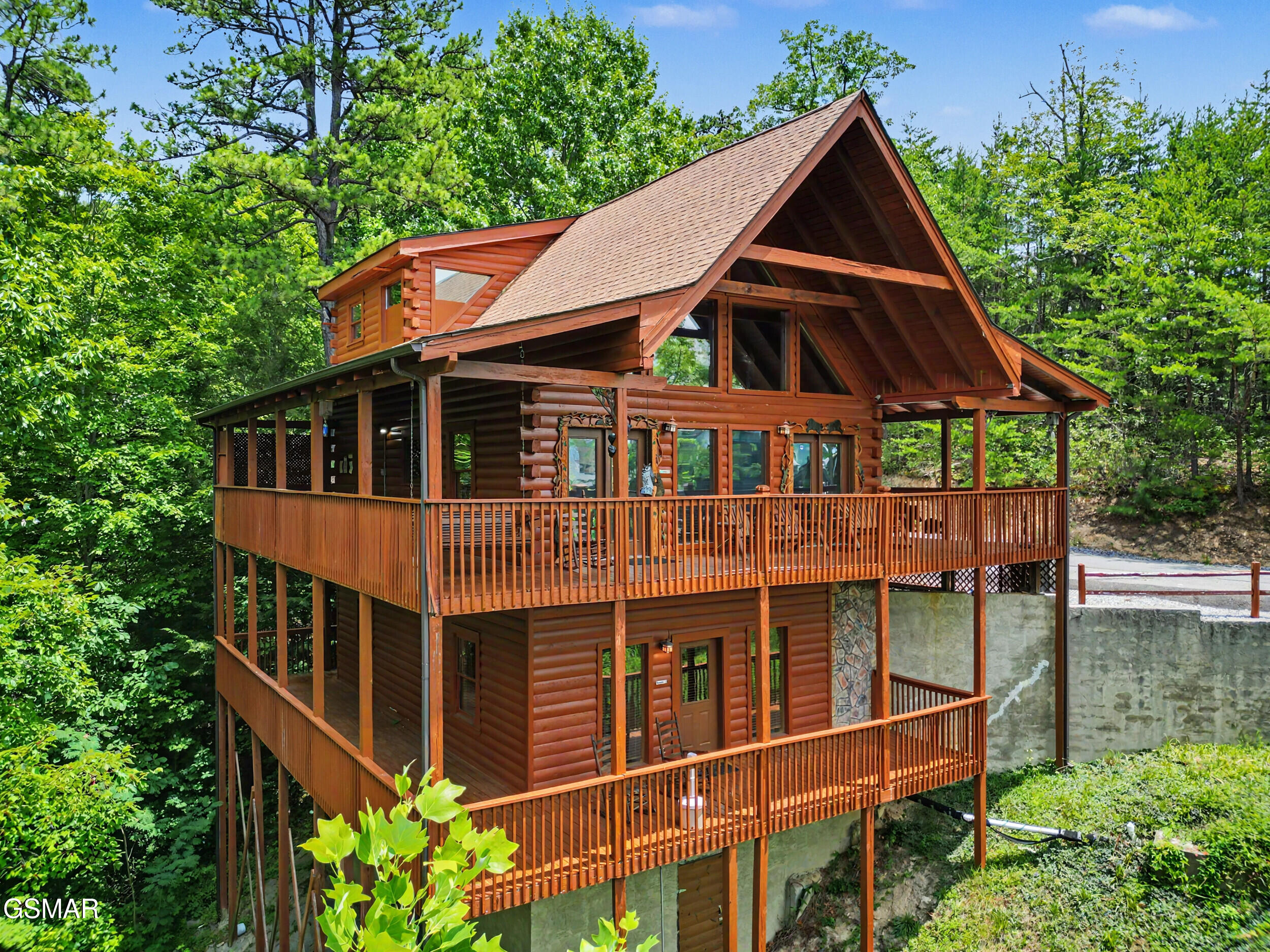 1944 E Mountain Way Sevierville TN 37876