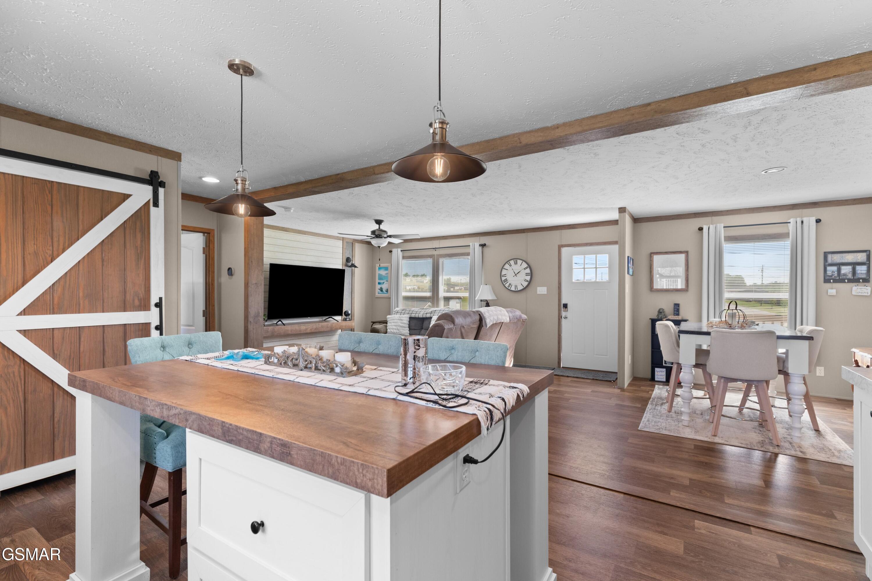 405 Barry Cove Dandridge TN 37725