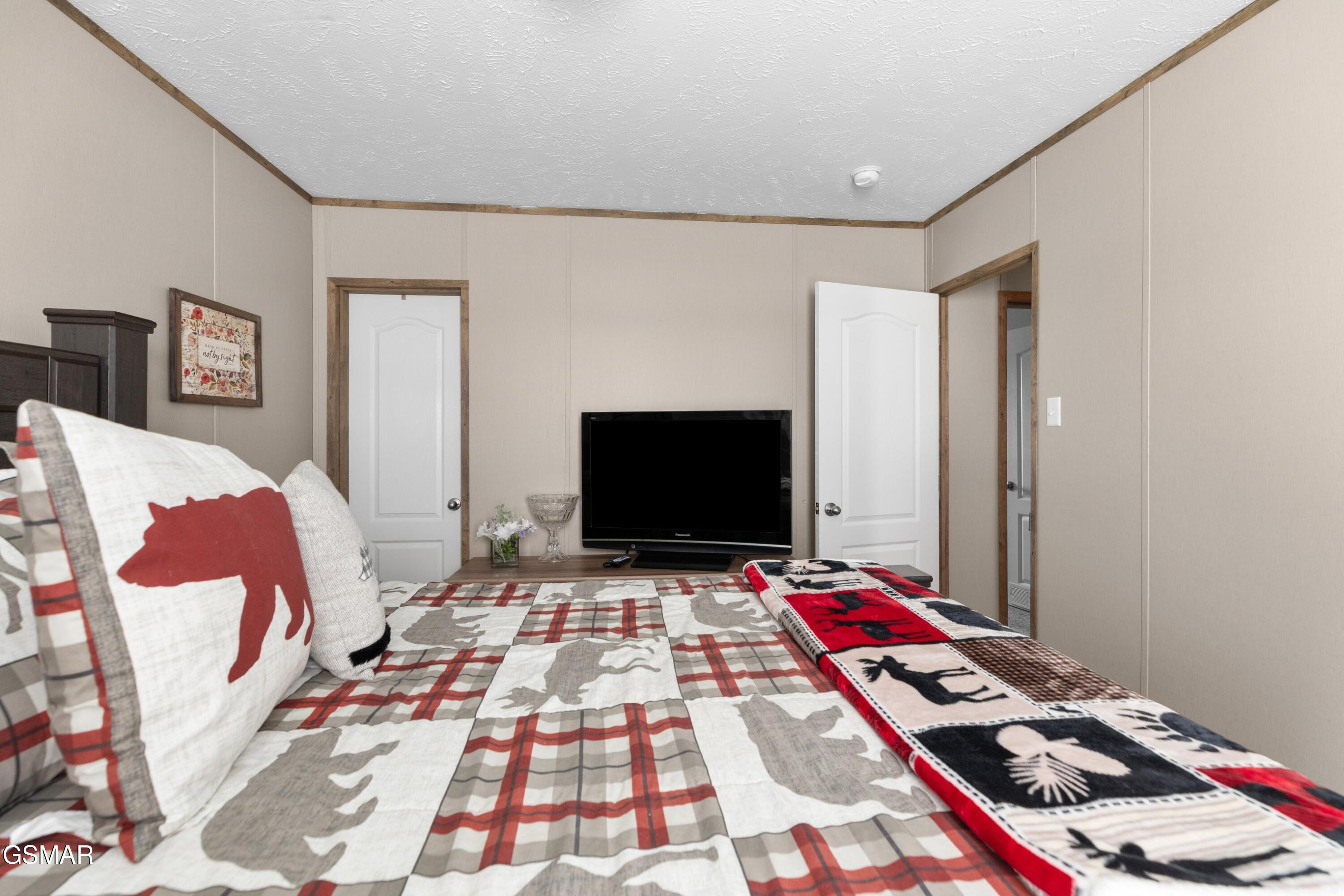 405 Barry Cove Dandridge TN 37725
