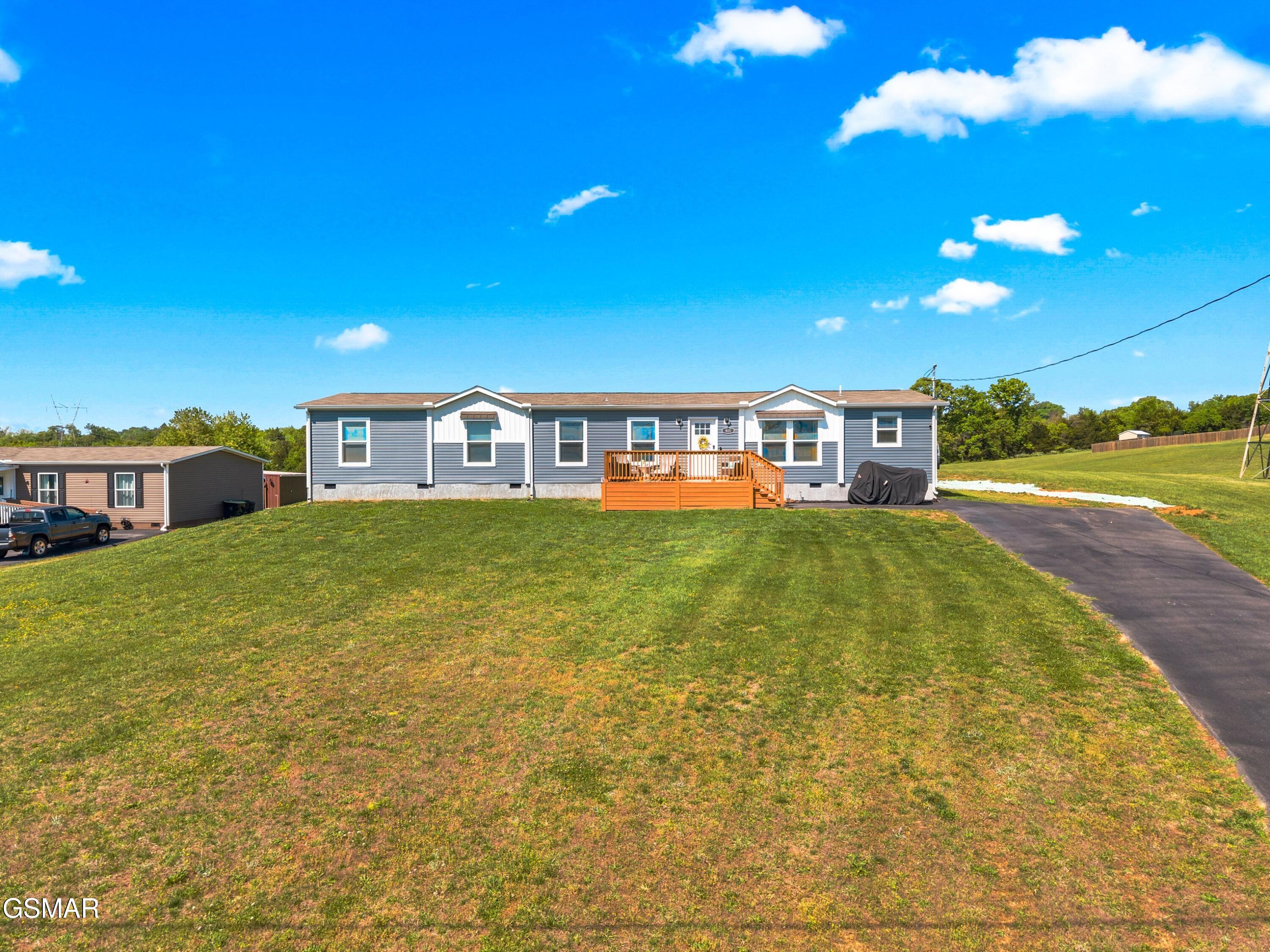405 Barry Cove Dandridge TN 37725