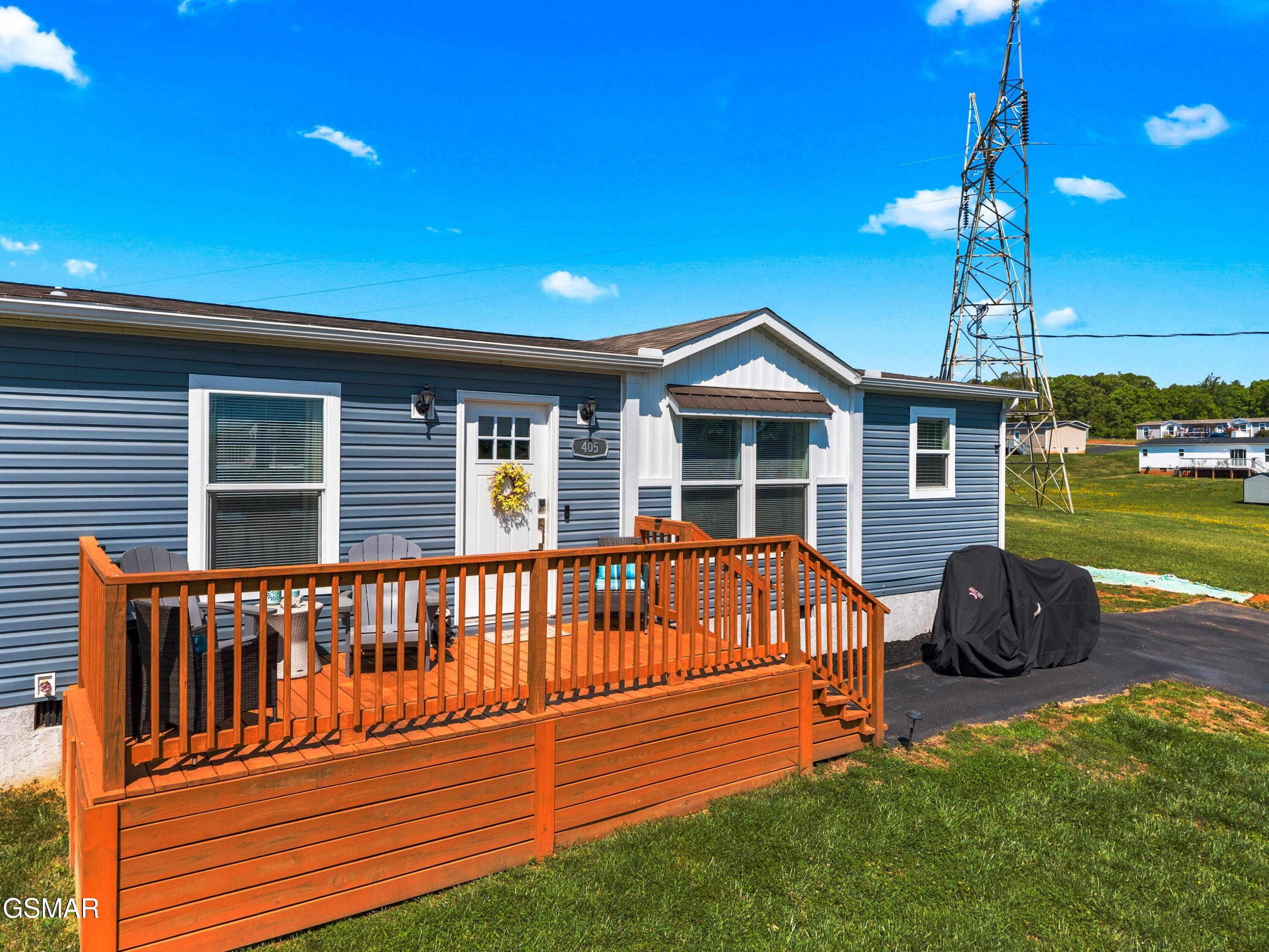 405 Barry Cove Dandridge TN 37725