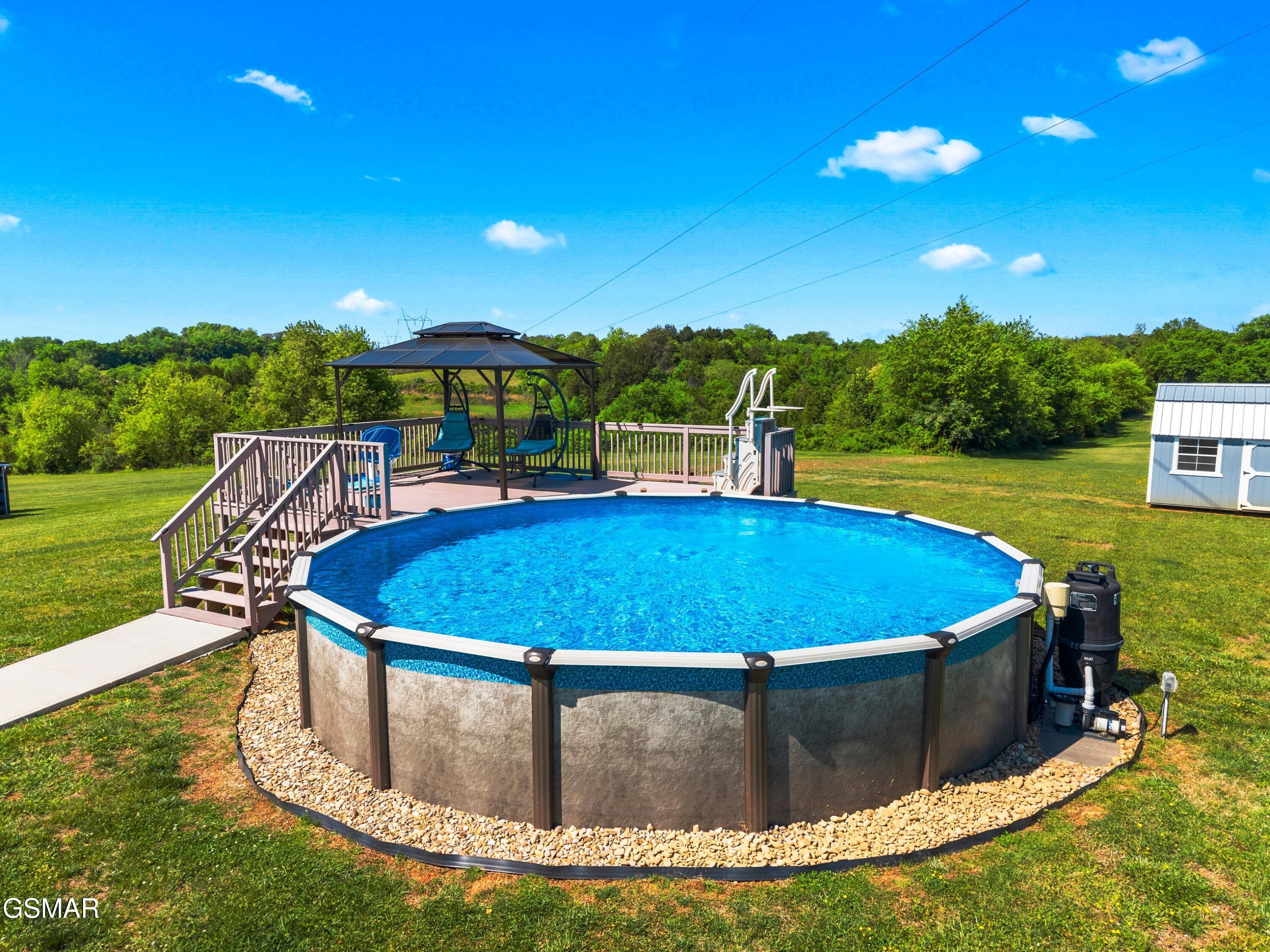 405 Barry Cove Dandridge TN 37725