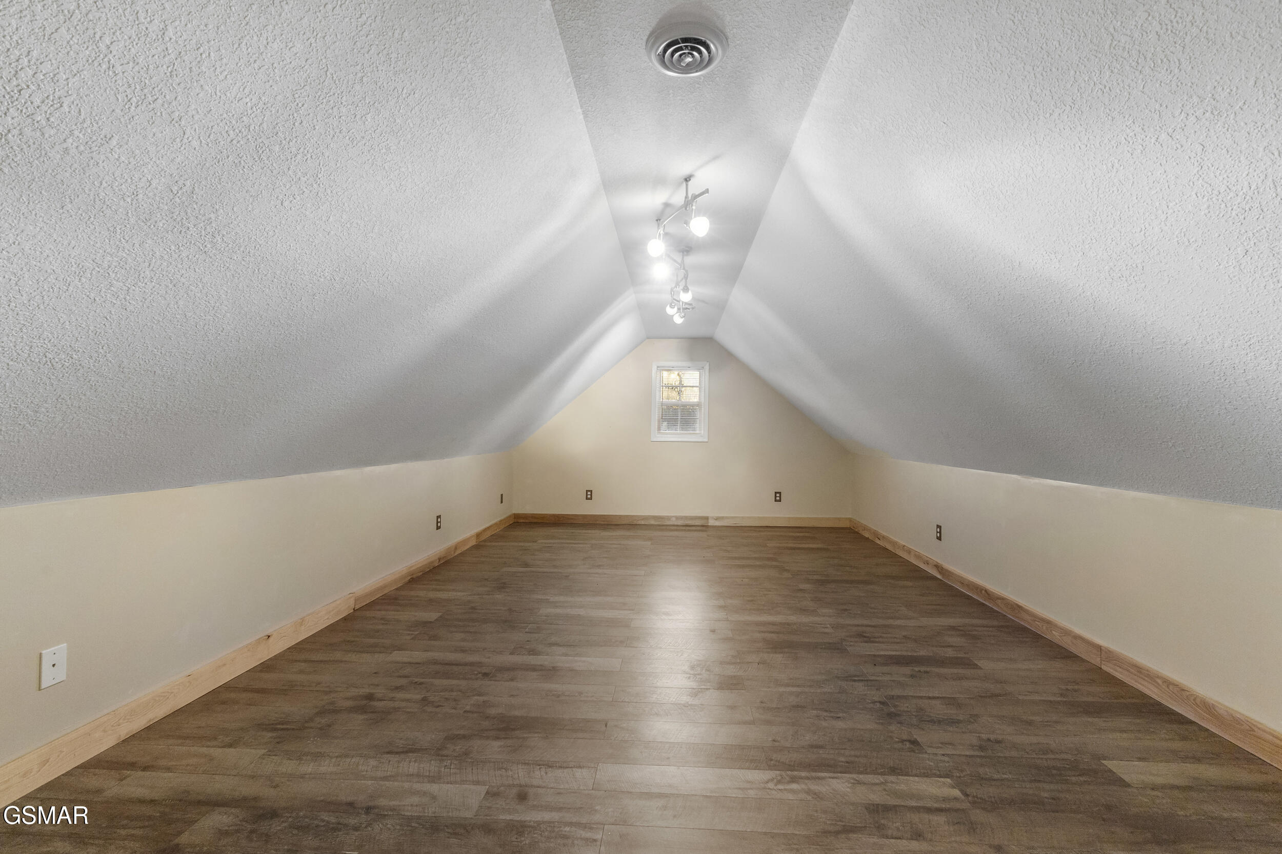 3017 Hardy Road White Pine TN 37890