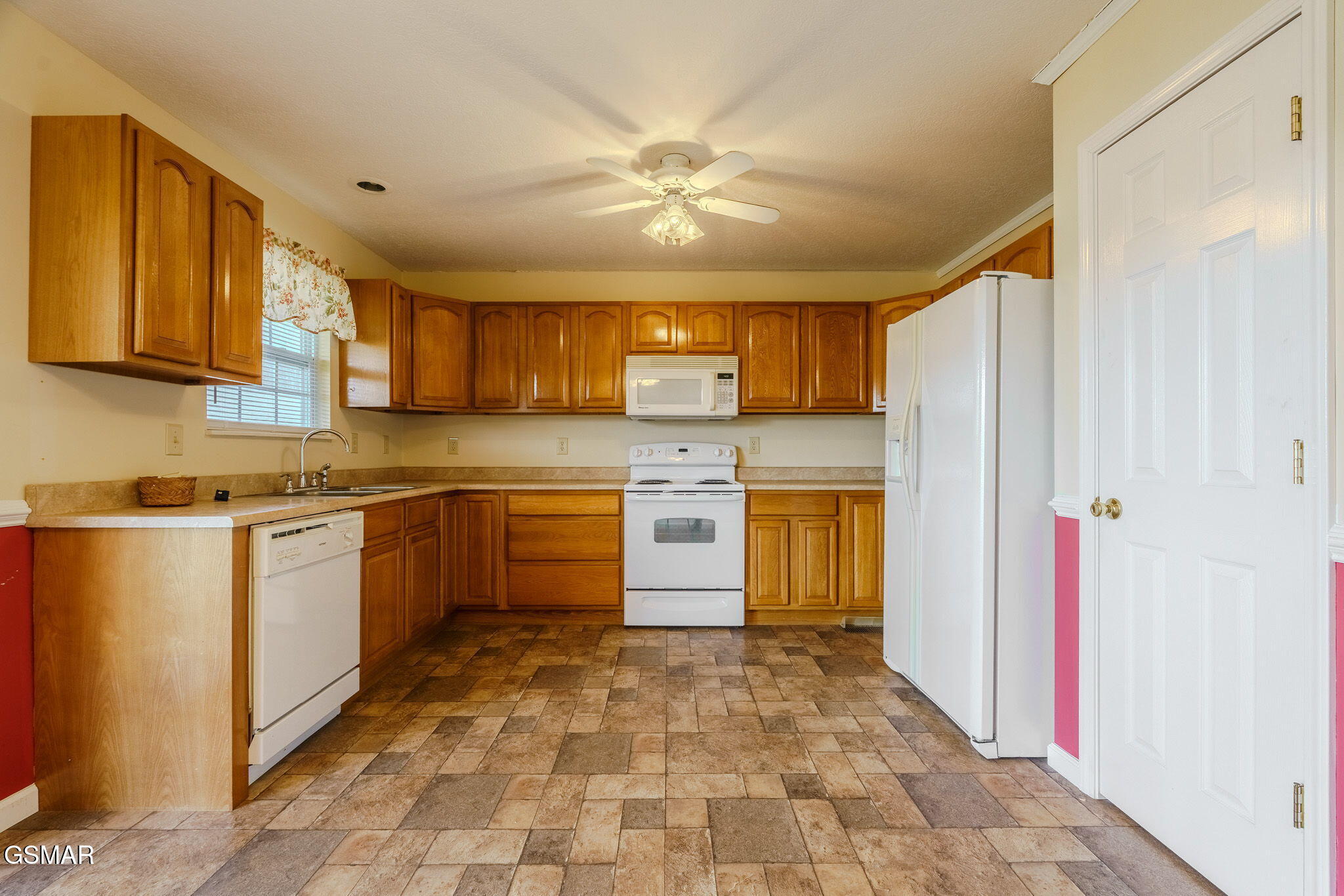 2008 Bessie Slaton Road Dandridge TN 37725