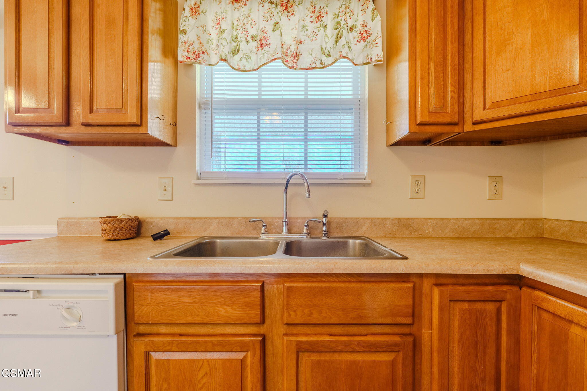 2008 Bessie Slaton Road Dandridge TN 37725
