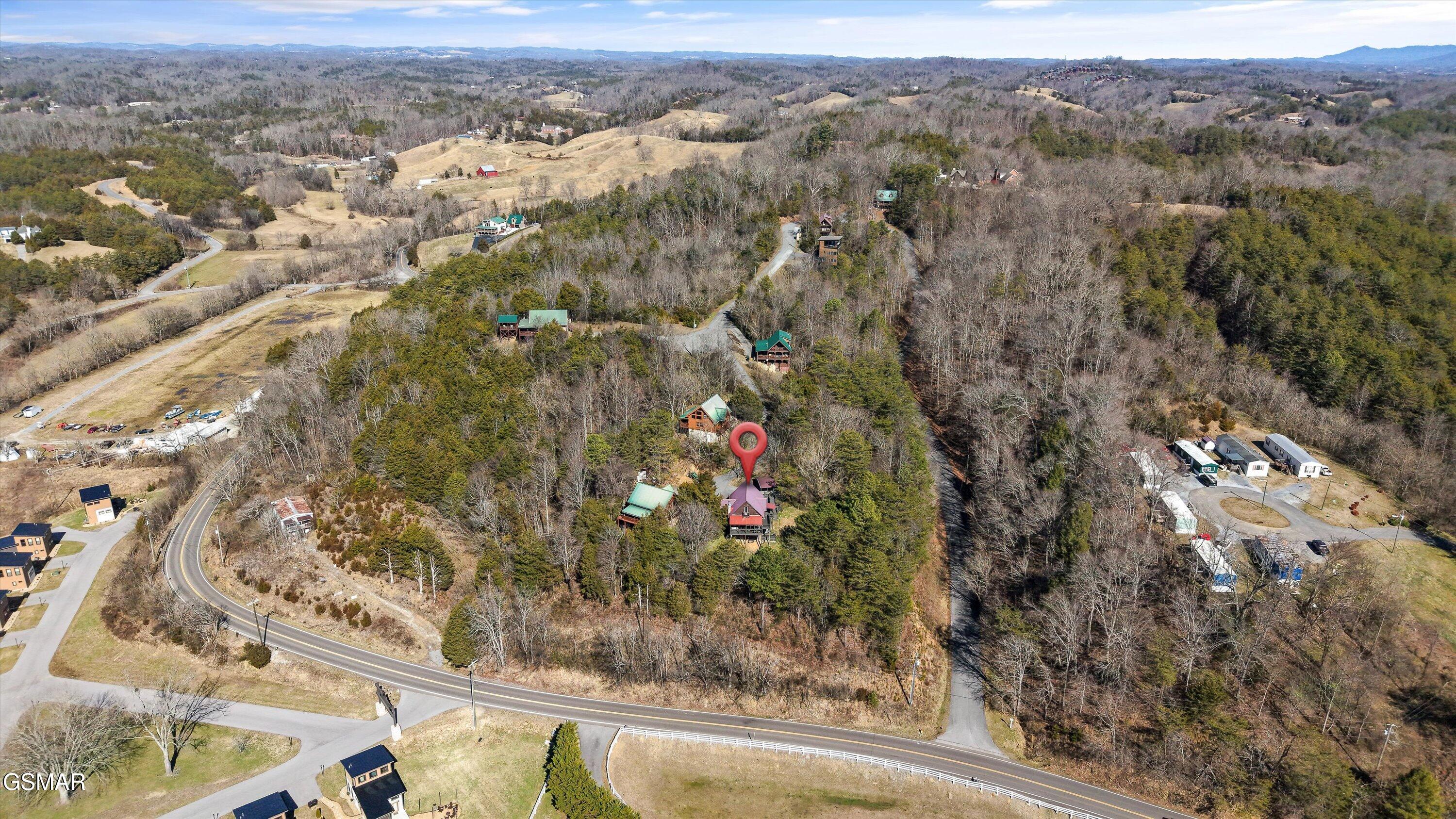 1483 Honey Oaks Way Sevierville TN 37876
