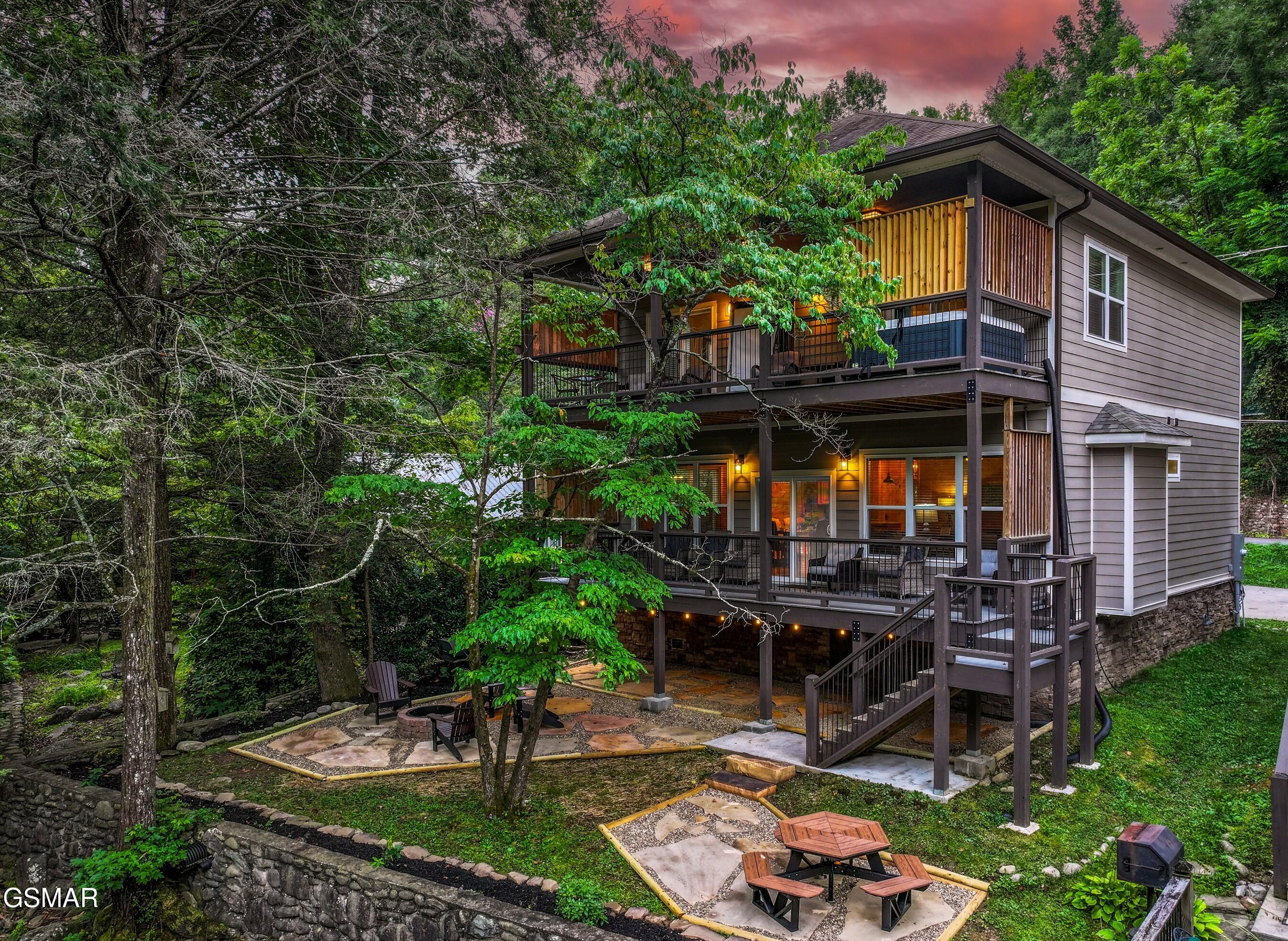 510 Hemlock Street Gatlinburg TN 37738