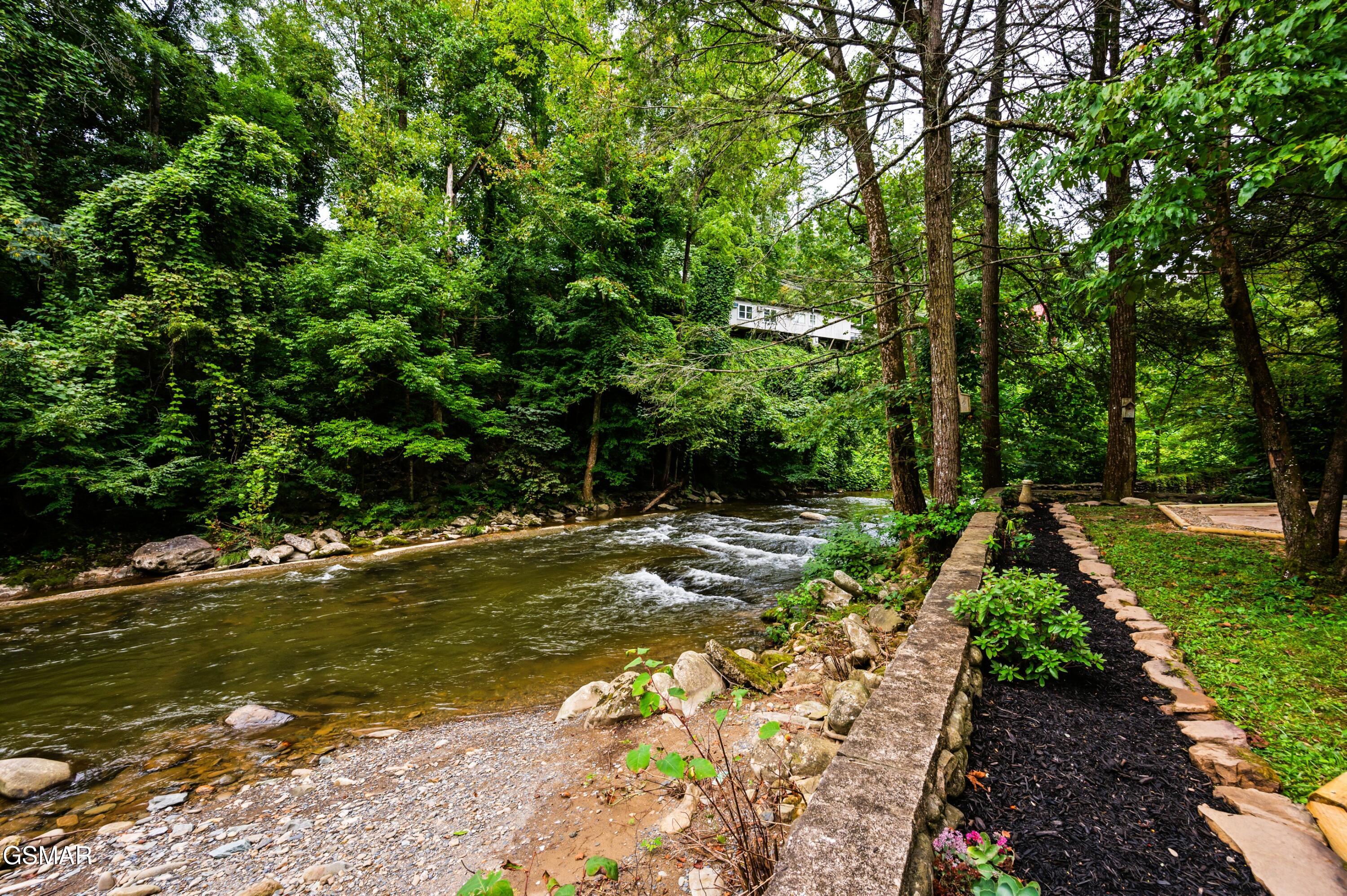 510 Hemlock Street Gatlinburg TN 37738