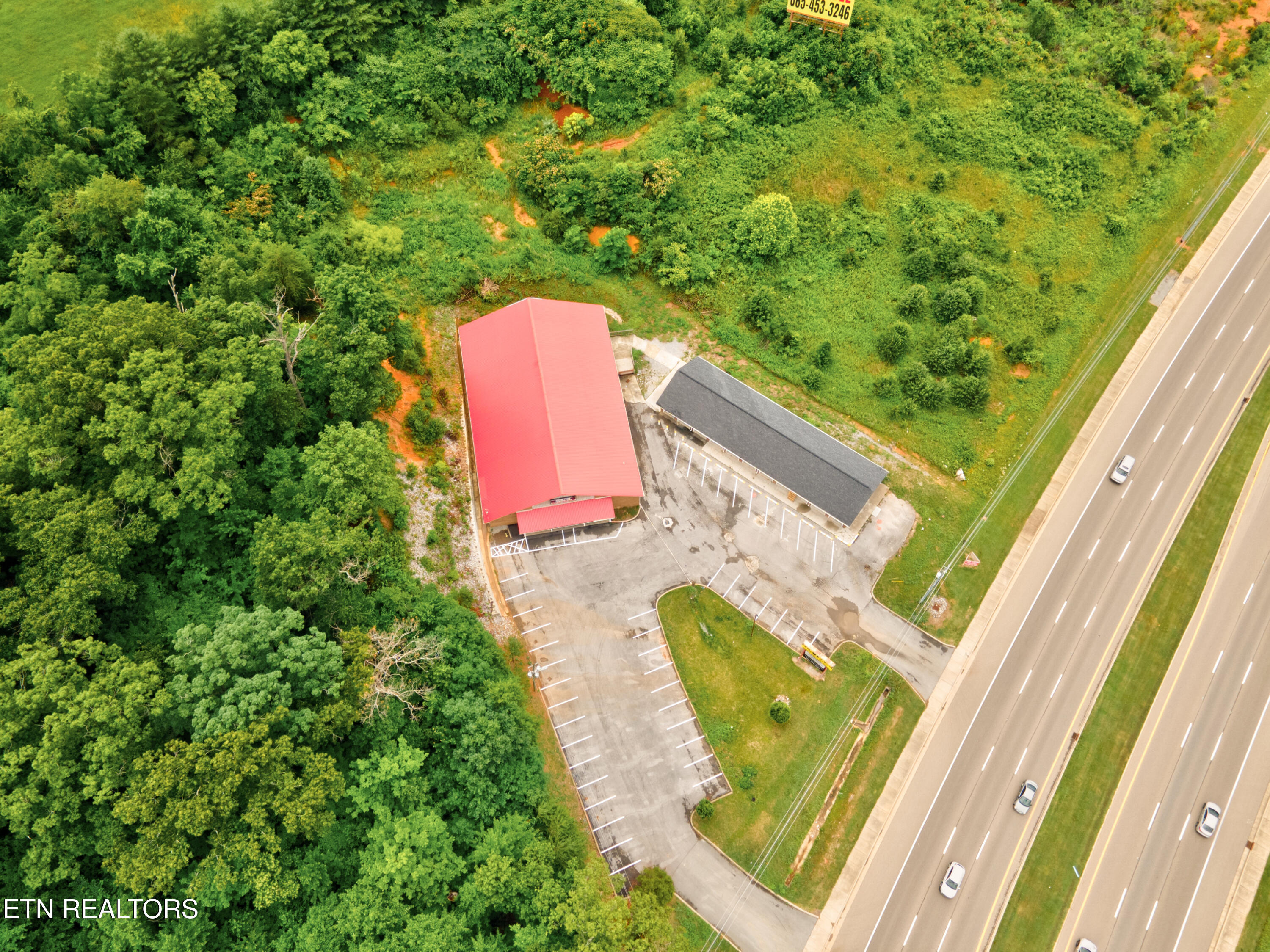 2560 Winfield Dunn Parkway Kodak TN 37764