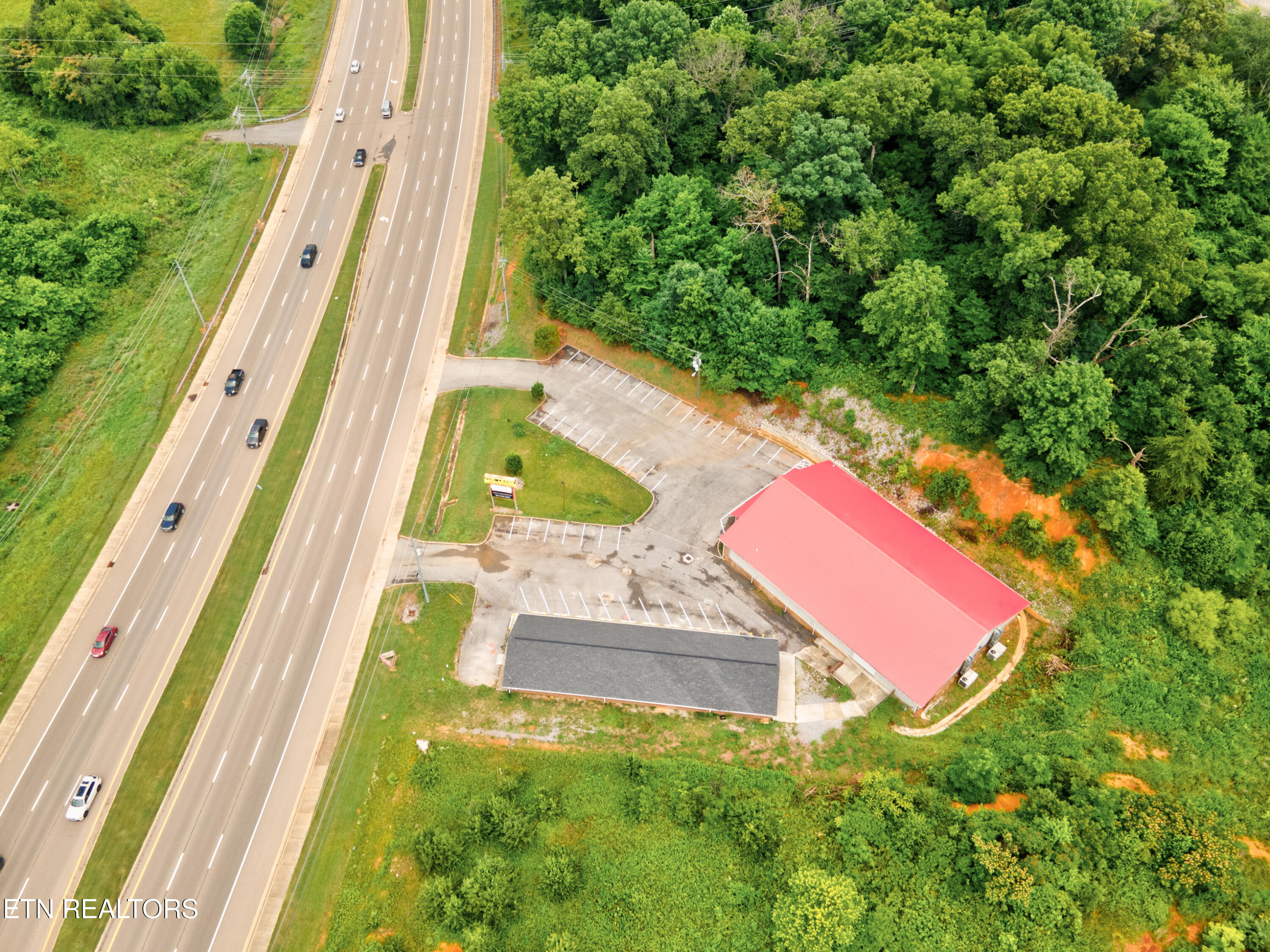 2560 Winfield Dunn Parkway Kodak TN 37764