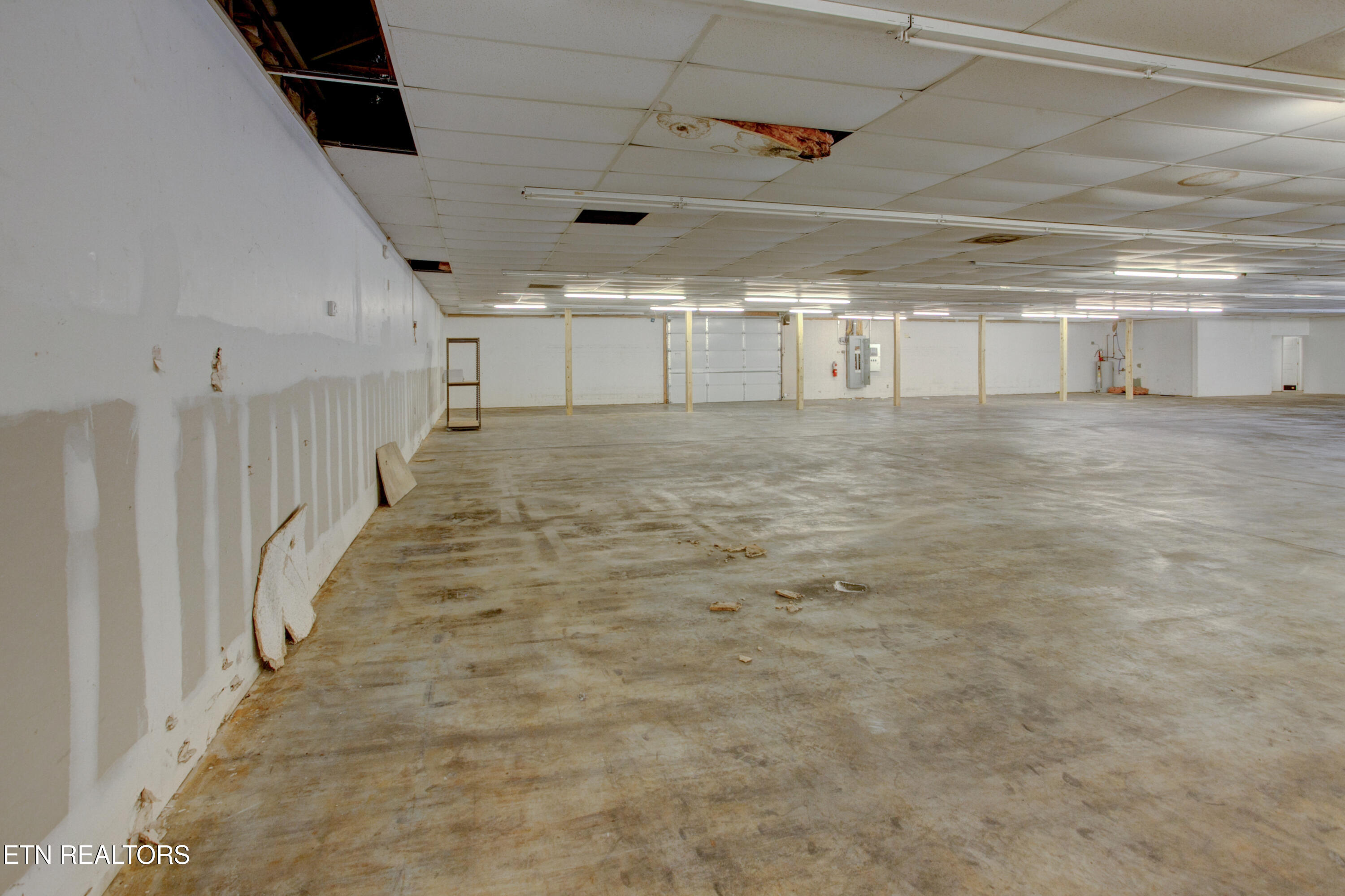 2560 Winfield Dunn Parkway Kodak TN 37764