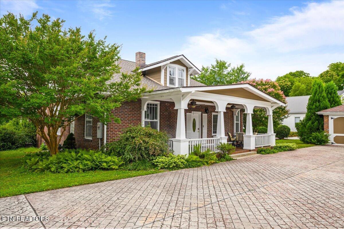 201 W Washington Avenue Clinton TN 37716