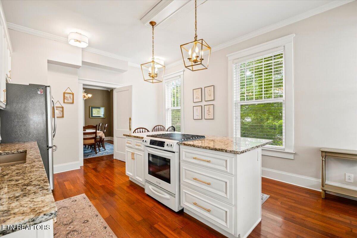 201 W Washington Avenue Clinton TN 37716