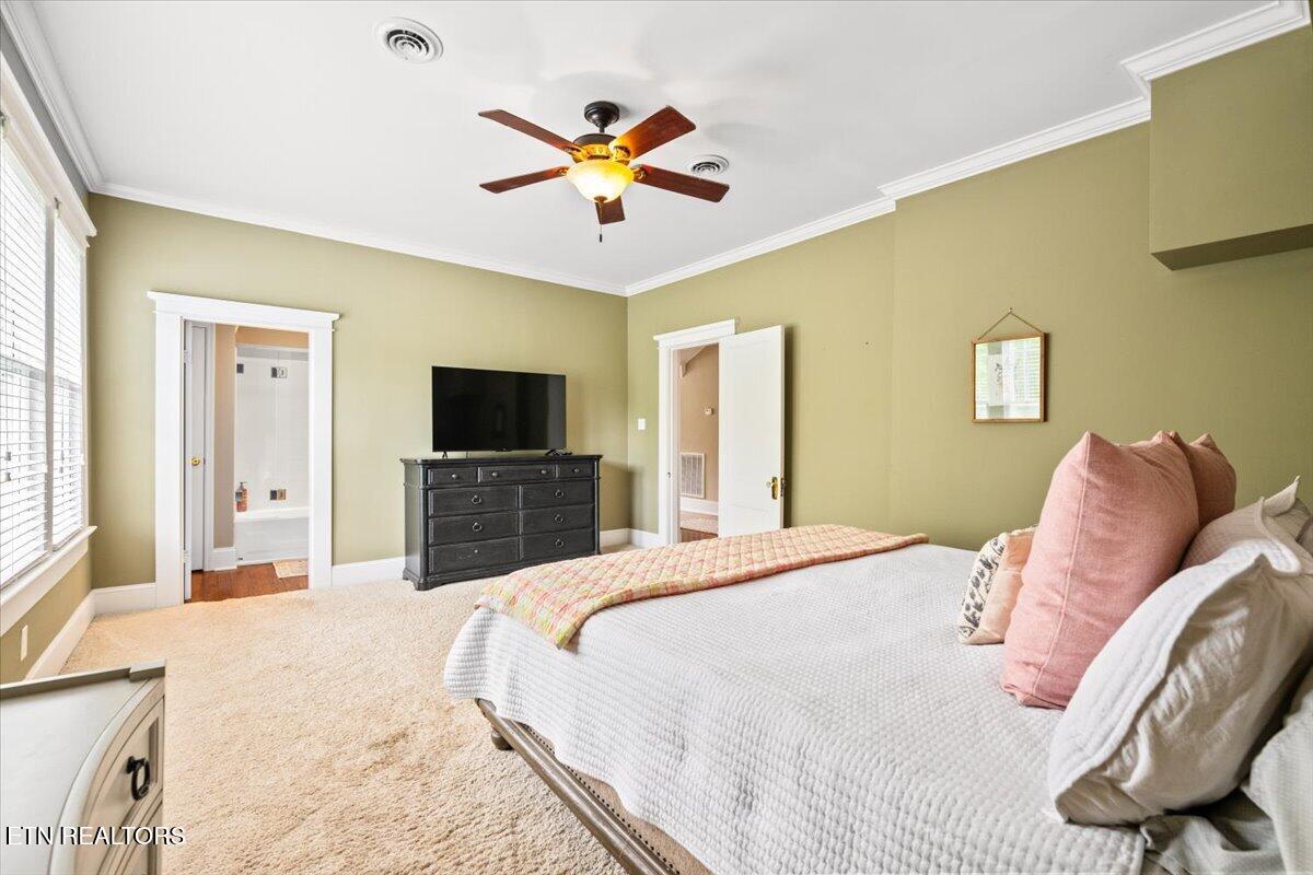 201 W Washington Avenue Clinton TN 37716