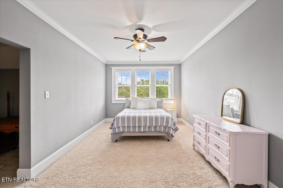 201 W Washington Avenue Clinton TN 37716