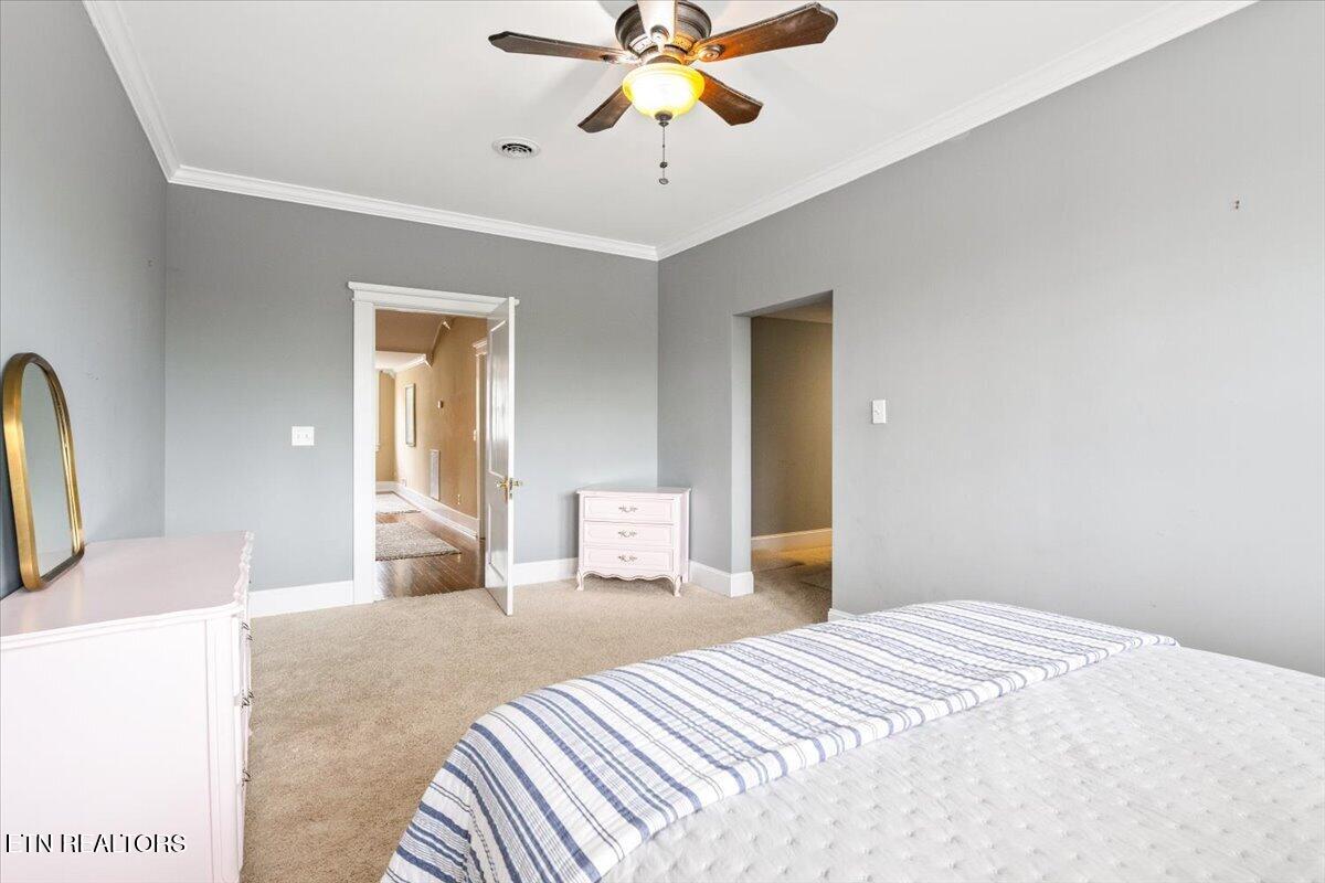 201 W Washington Avenue Clinton TN 37716