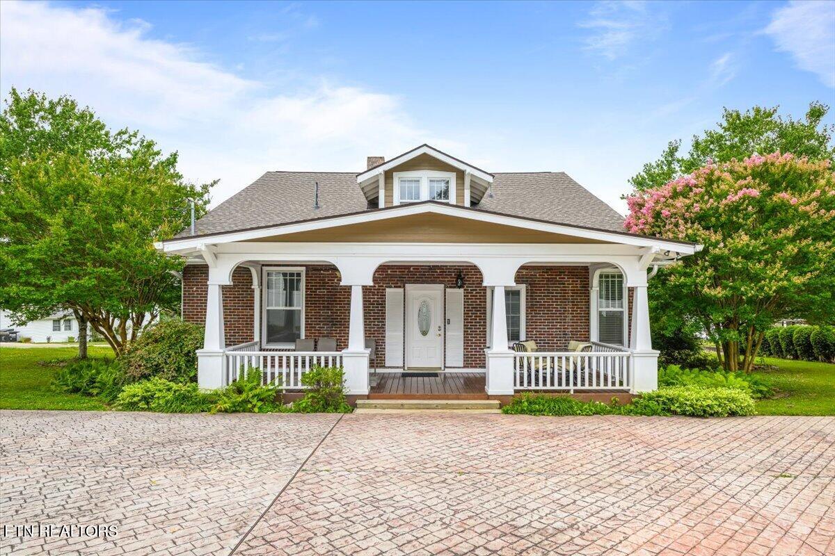 201 W Washington Avenue Clinton TN 37716
