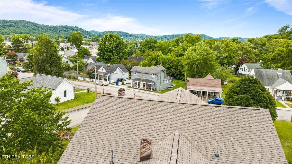 201 W Washington Avenue Clinton TN 37716