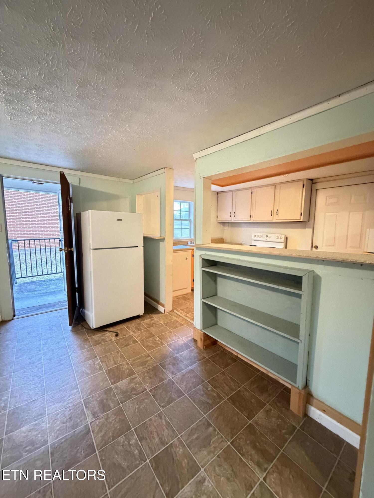 970 Sevier Drive Harriman TN 37748