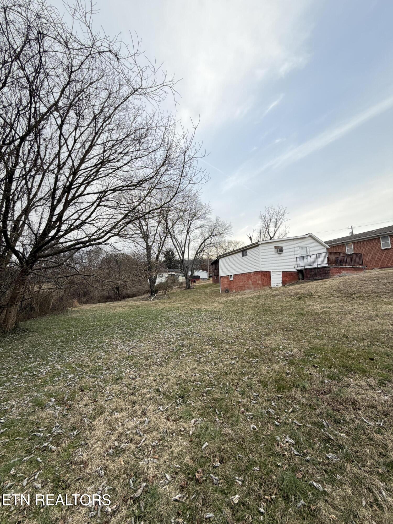 970 Sevier Drive Harriman TN 37748