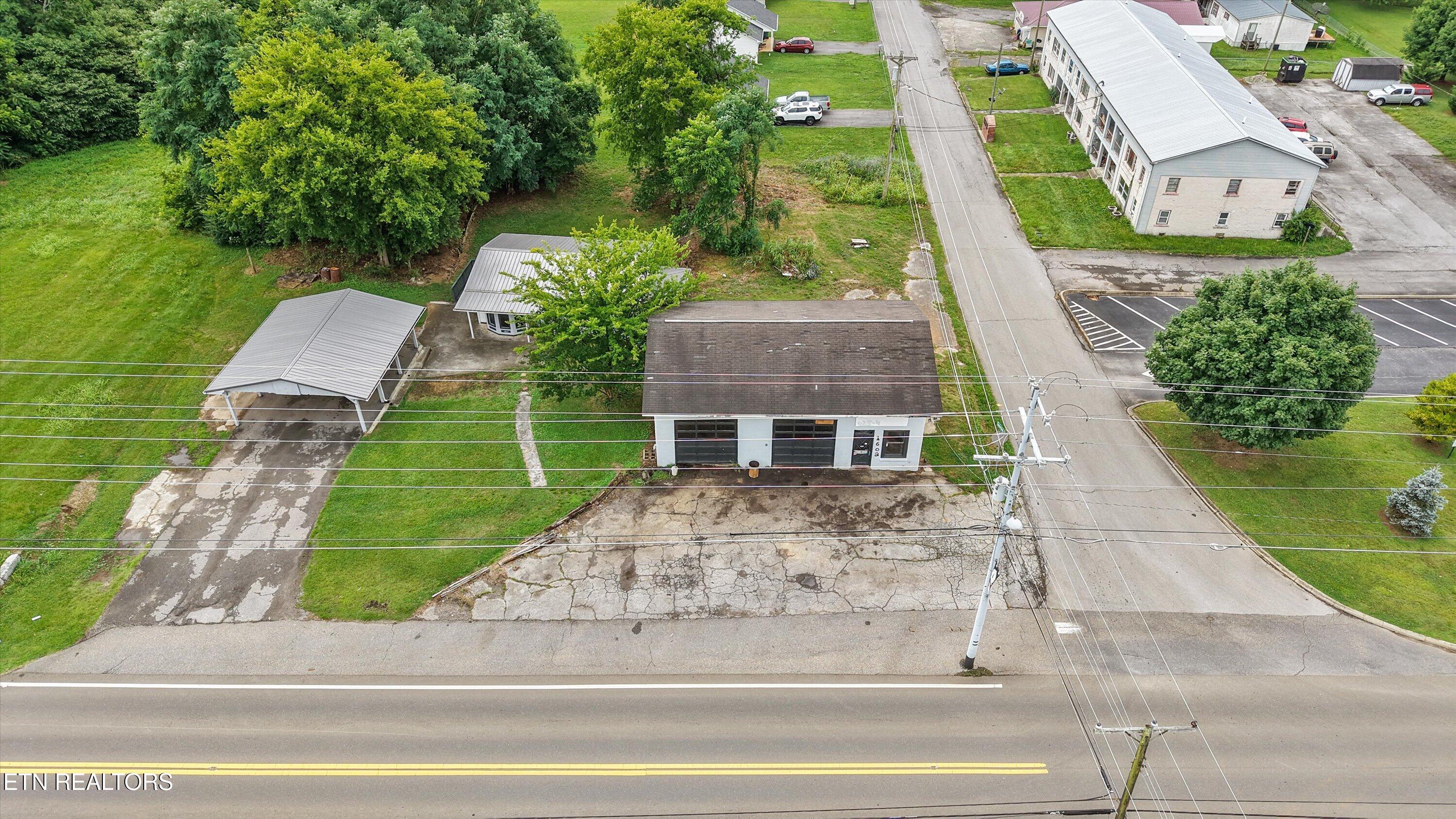 1602 Main Street White Pine TN 37890
