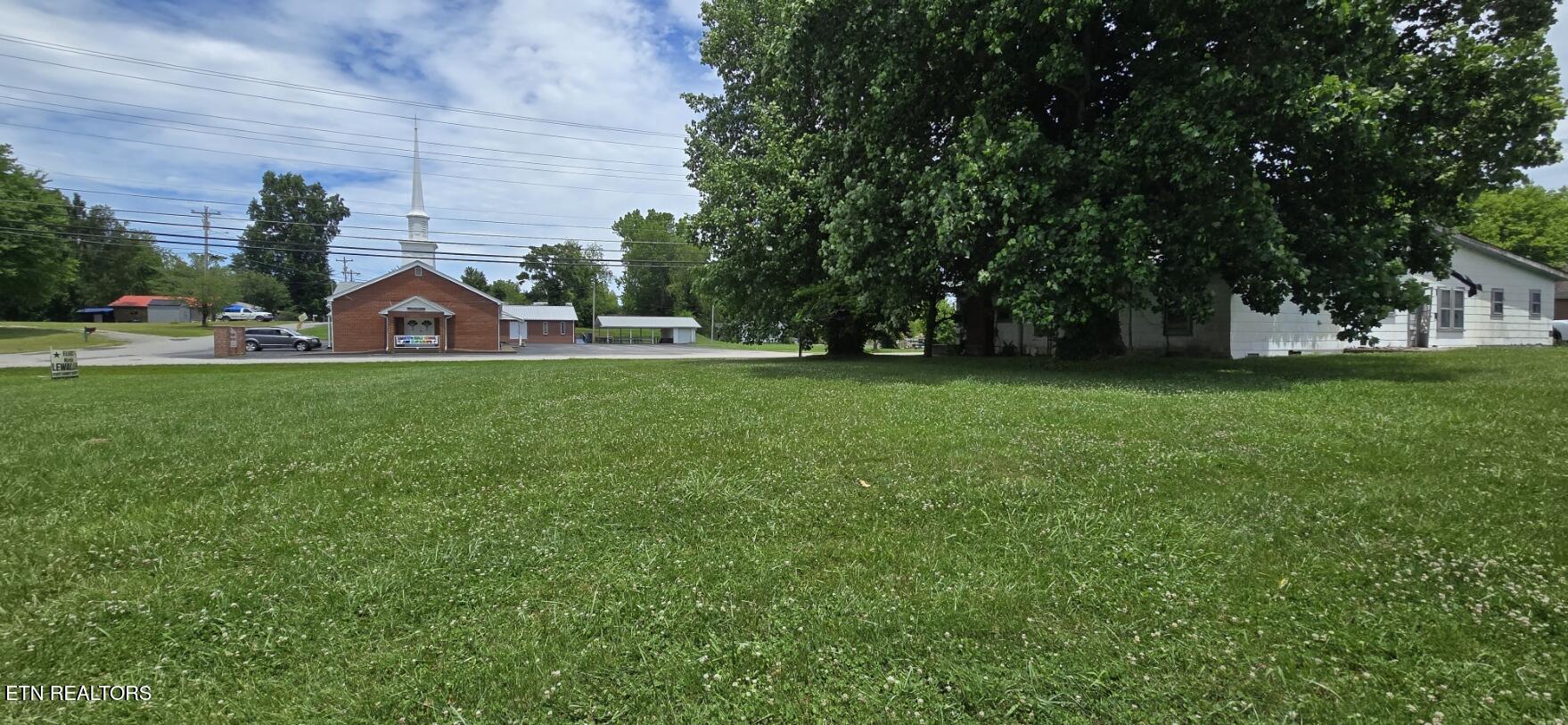 599 W 3rd Avenue Oneida TN 37841