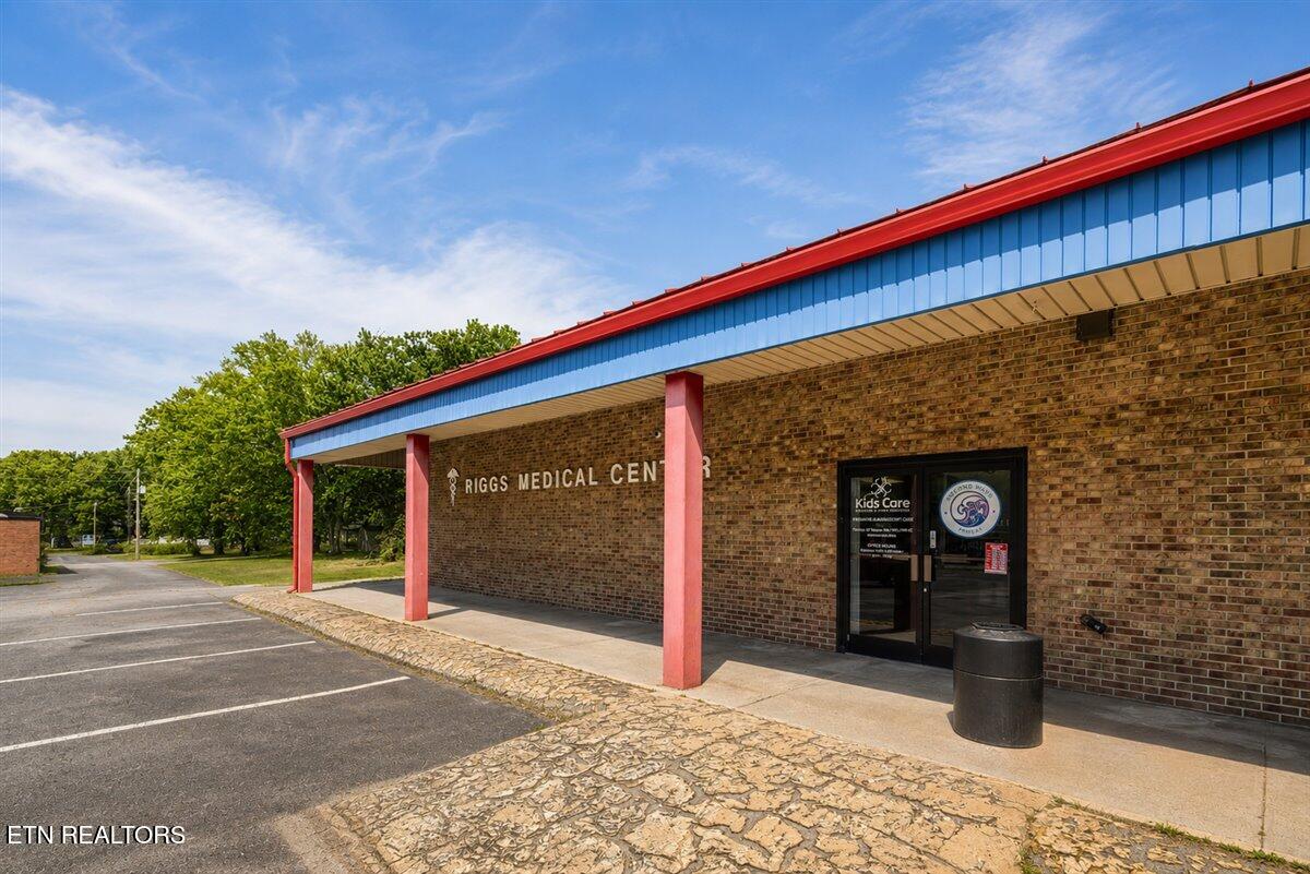 502 W Central Avenue Lafollette TN 37766