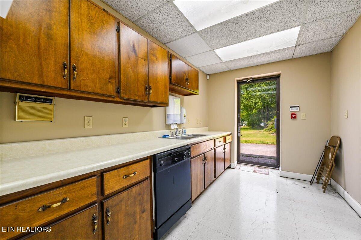 502 W Central Avenue Lafollette TN 37766