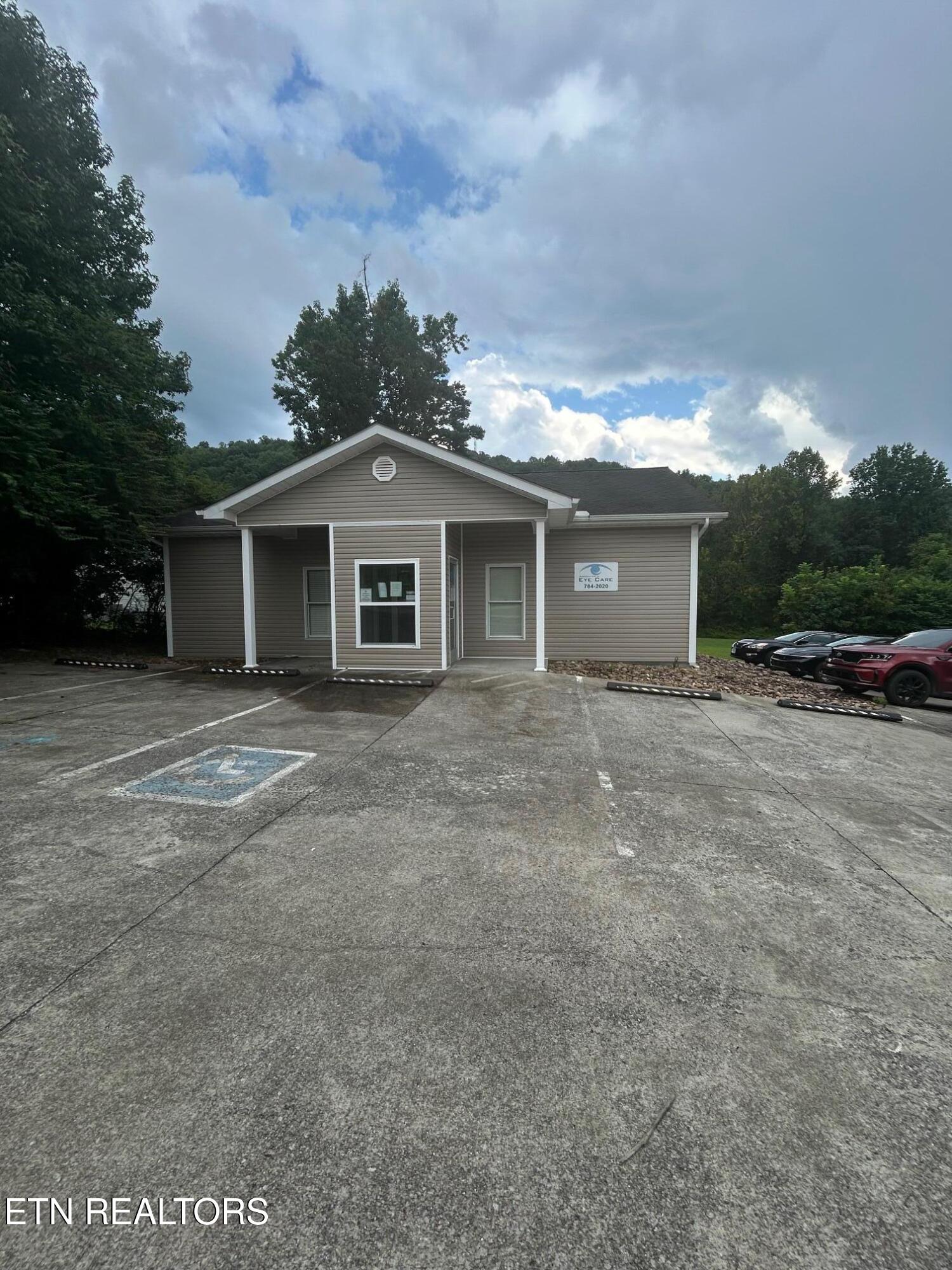 467 Sunset Trail Jellico TN 37762