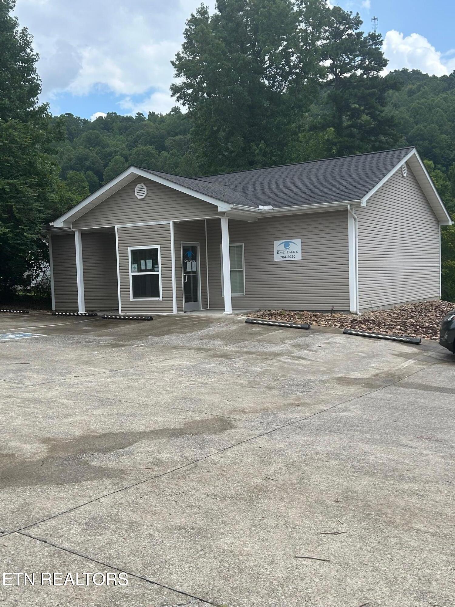 467 Sunset Trail Jellico TN 37762