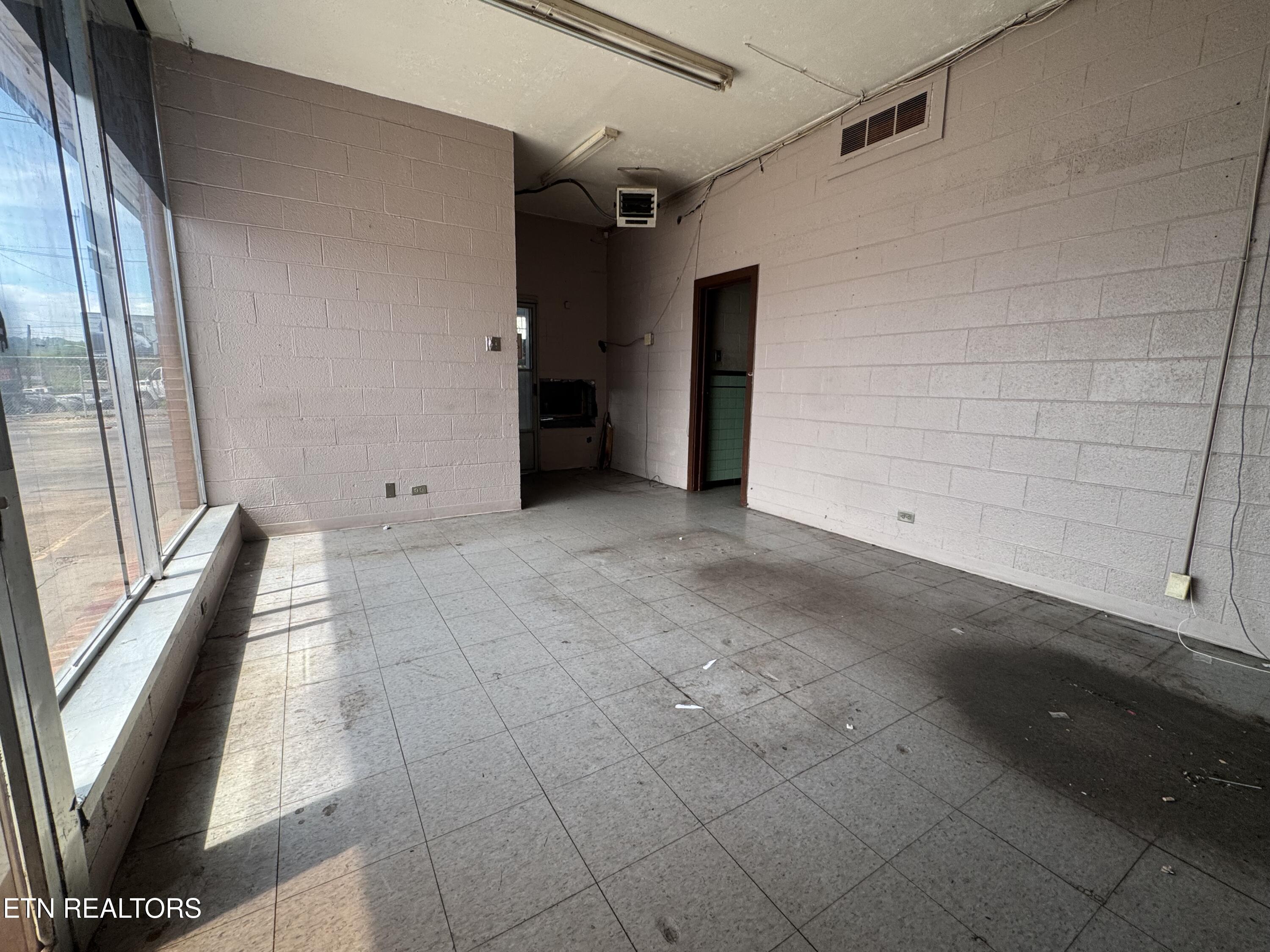Knoxville TN 37917