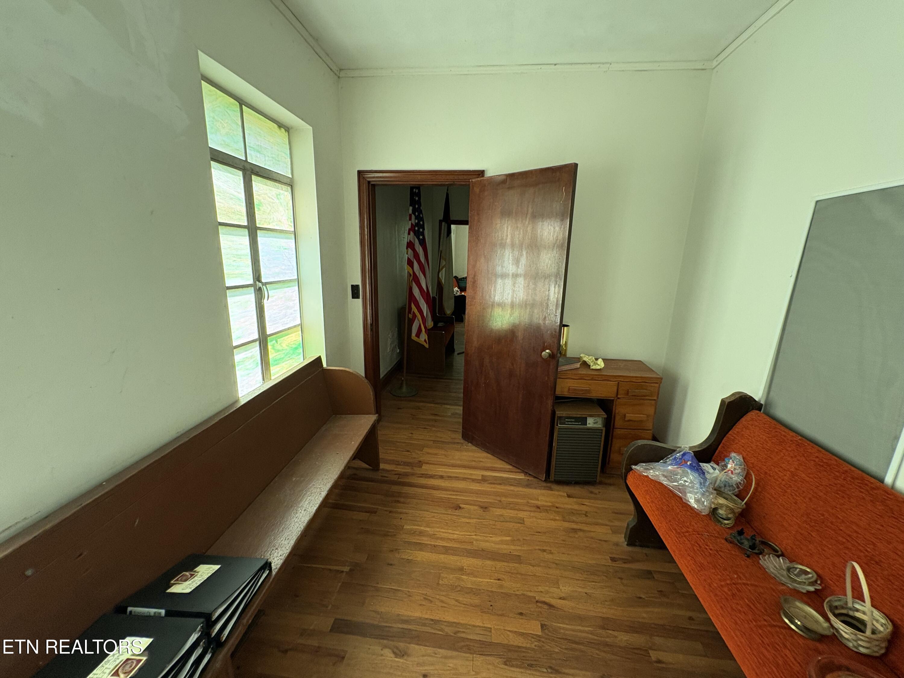 945 Lonesome Valley Road Tazewell TN 37879