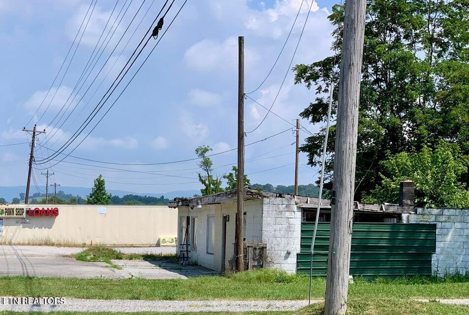 3340 Hwy 25e Tazewell TN 37879