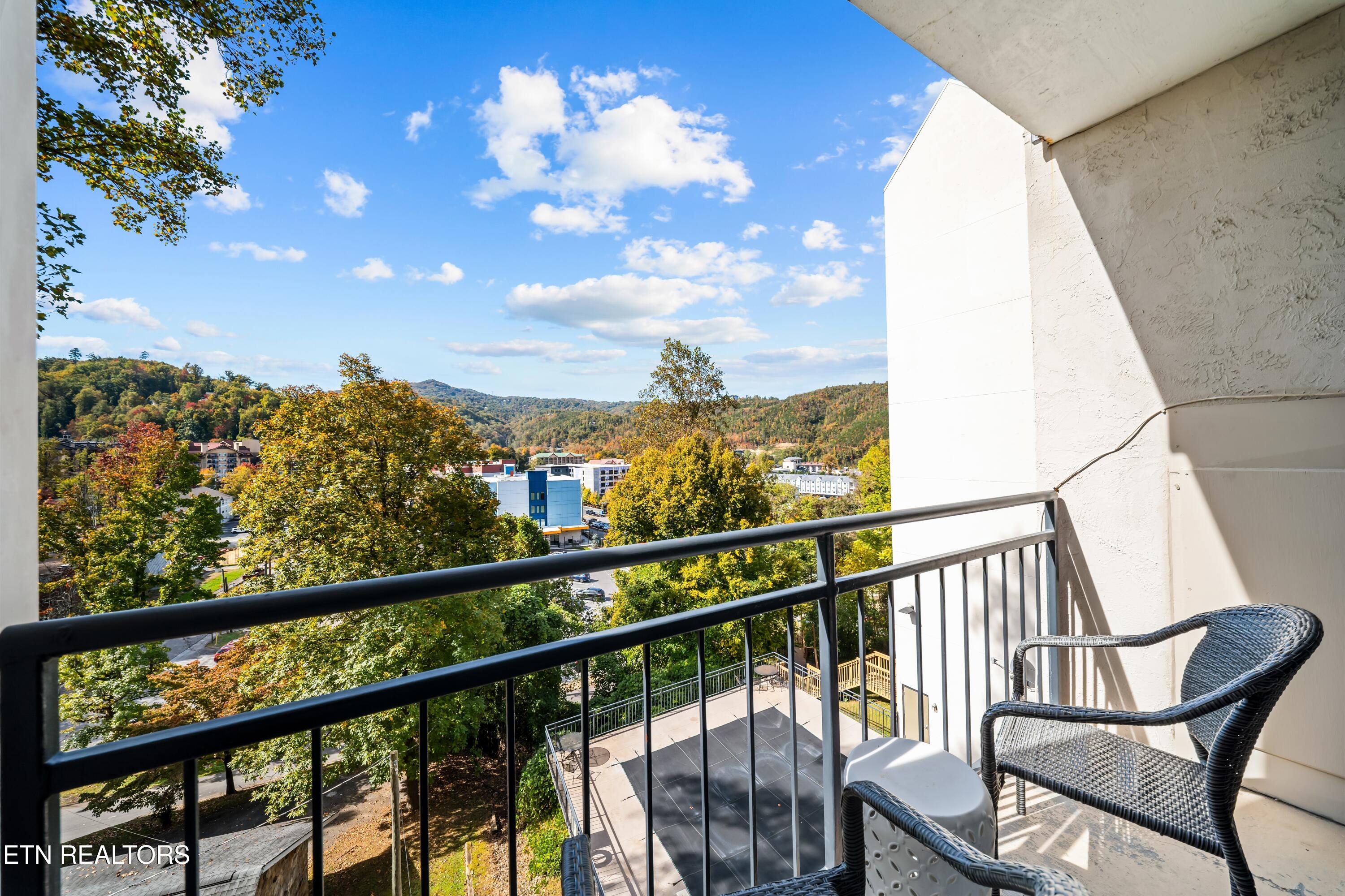 354 E Holly Ridge Road Gatlinburg TN 37738