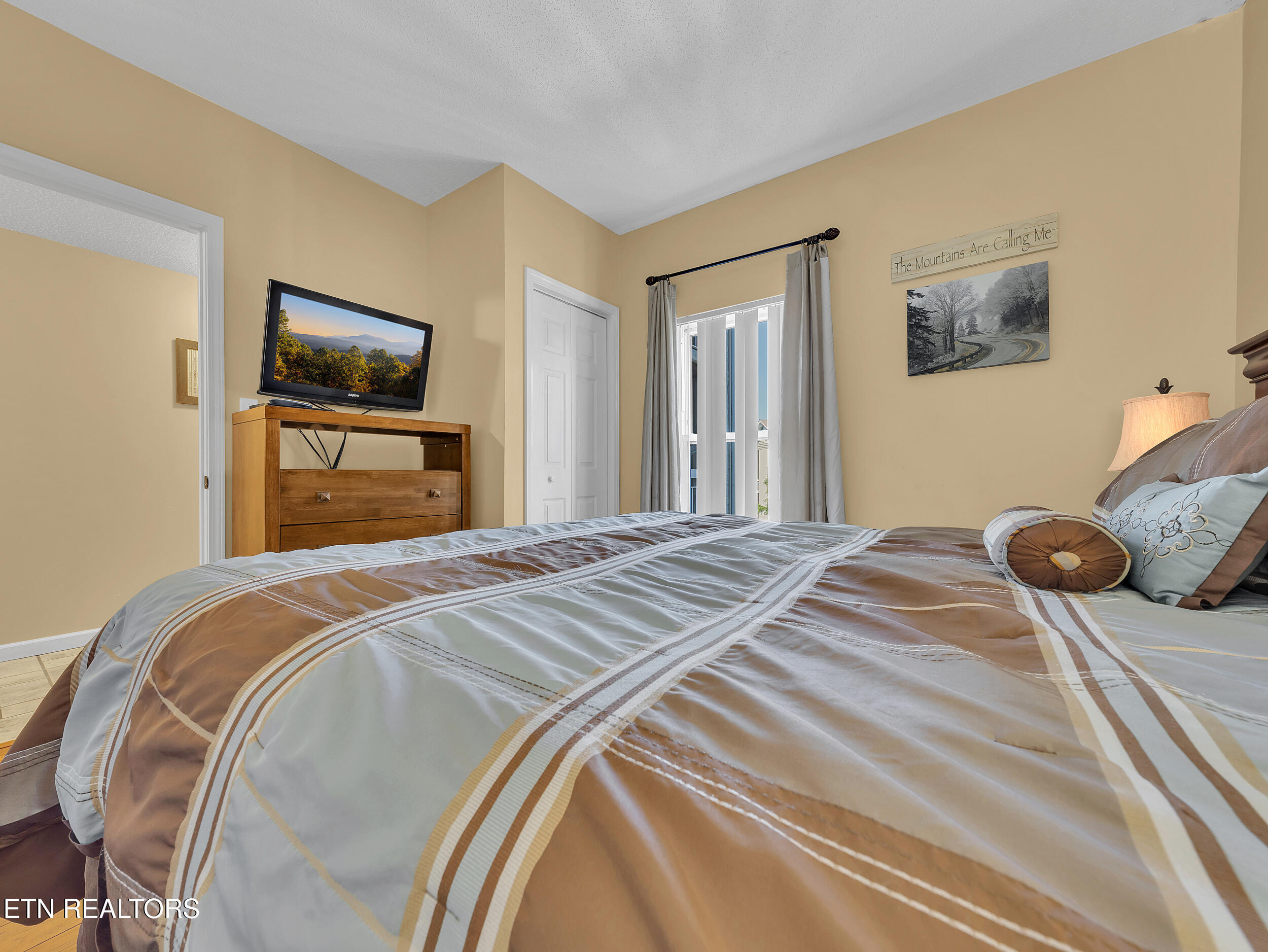 205 Ogle Drive Pigeon Forge TN 37863