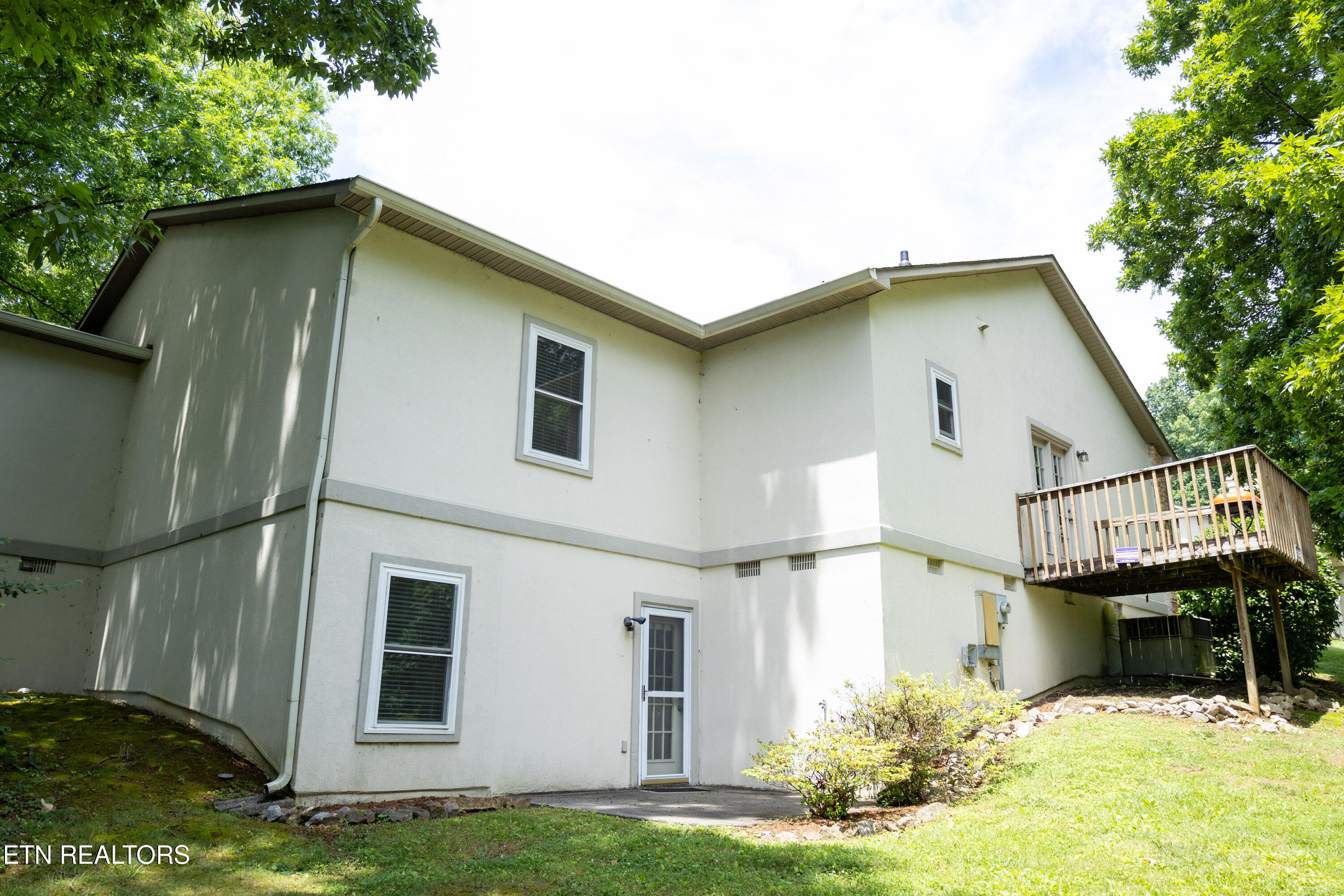 1728 Stone Hedge Drive Knoxville TN 37909