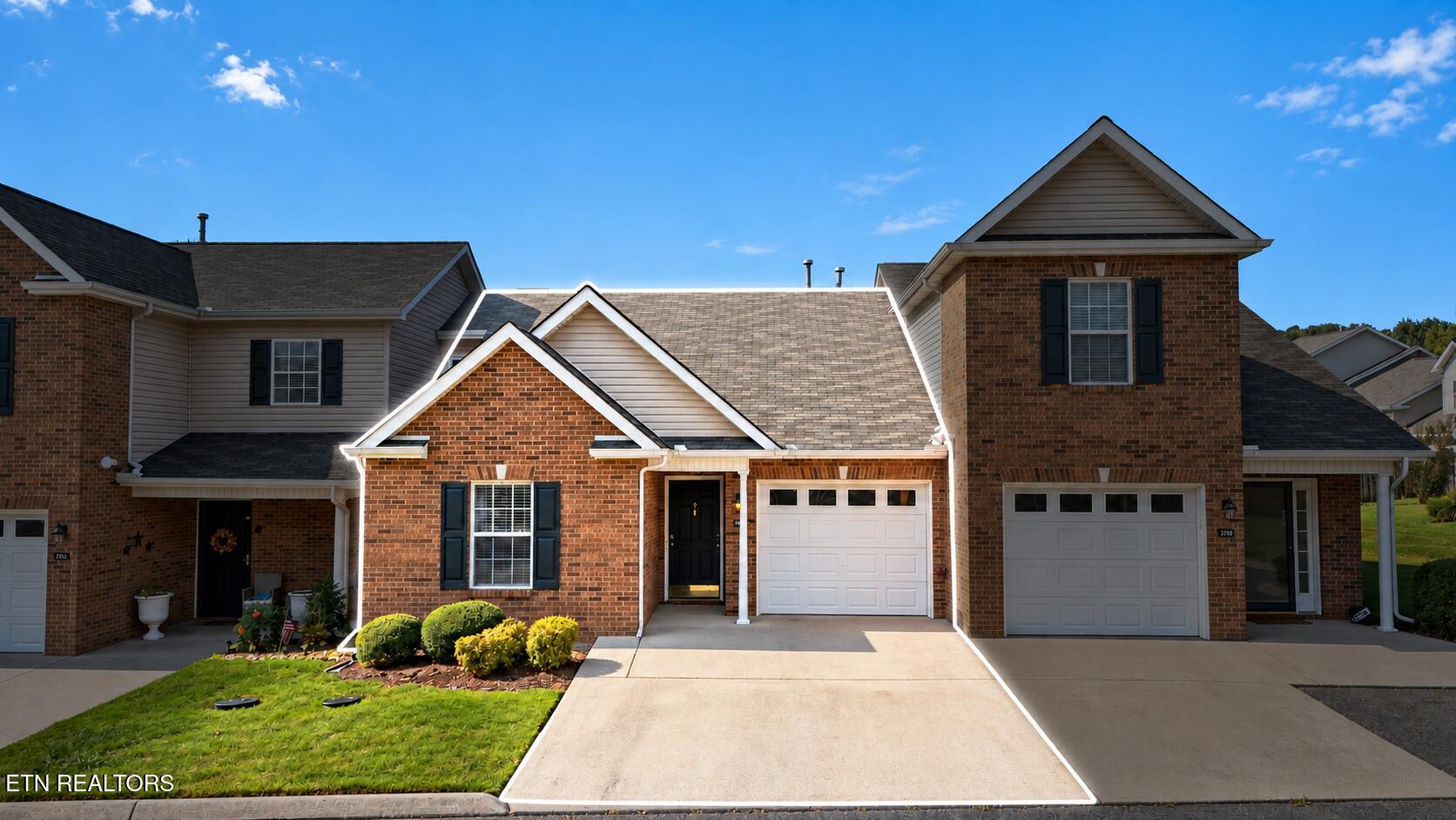 3707 Sean Grove Way Knoxville TN 37921
