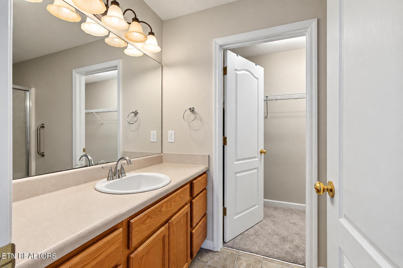 3707 Sean Grove Way Knoxville TN 37921