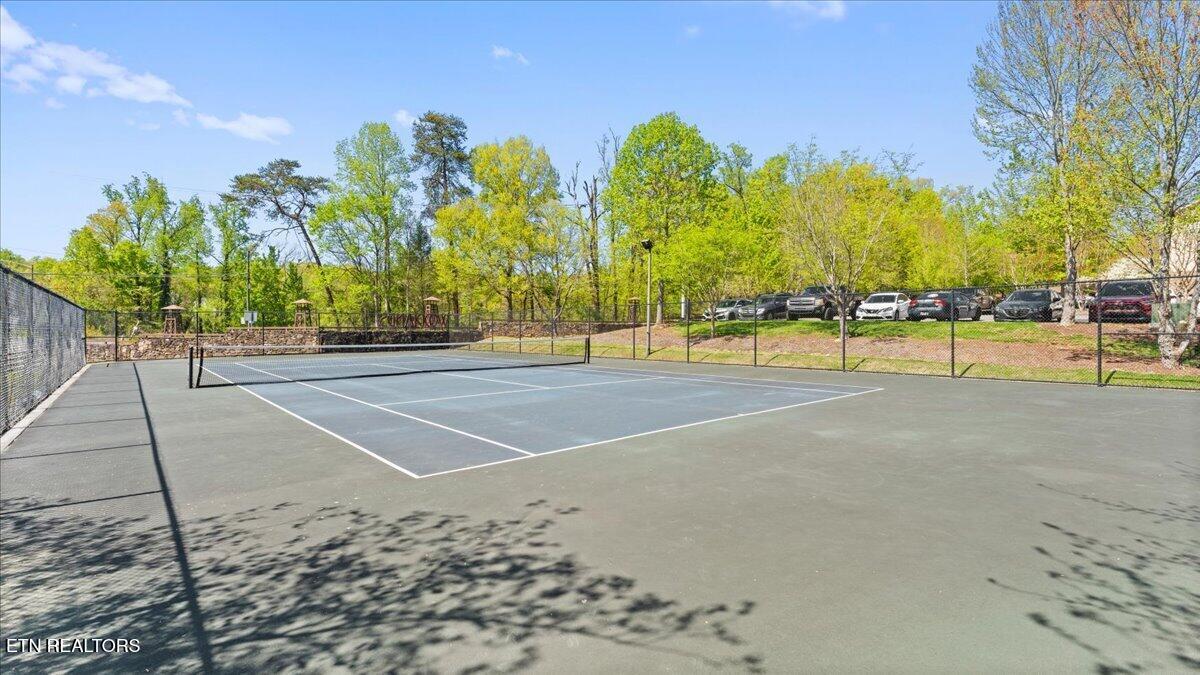 1100 Tree Top Way Knoxville TN 37920