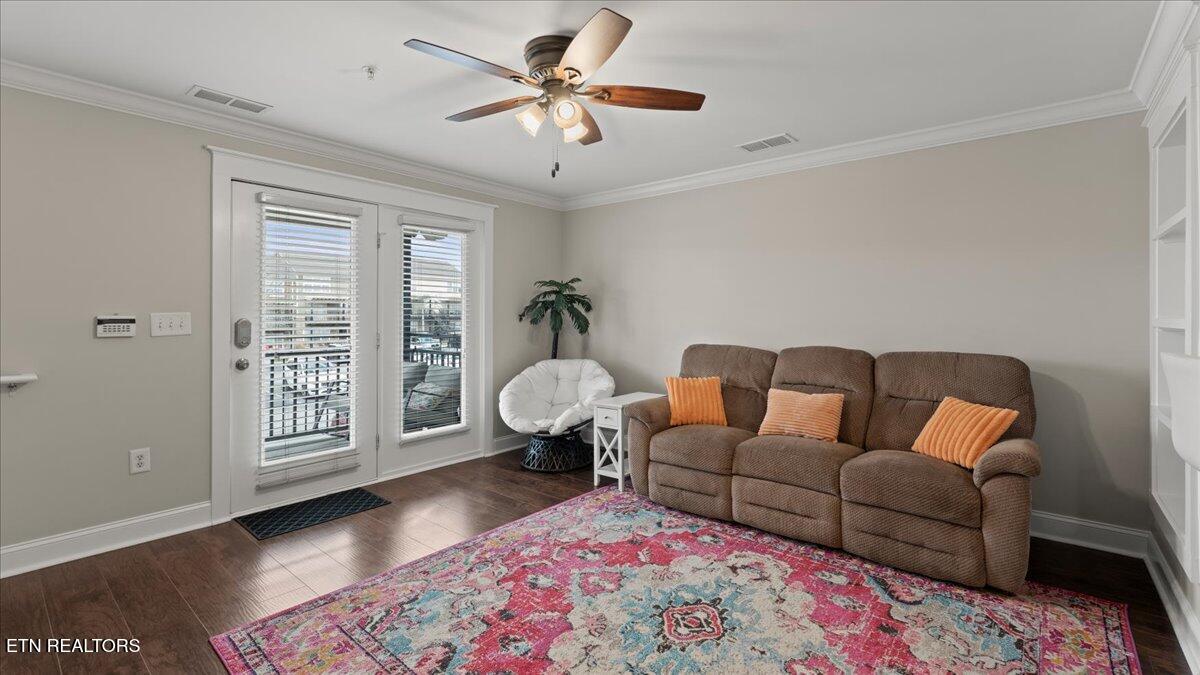 1100 Tree Top Way Knoxville TN 37920