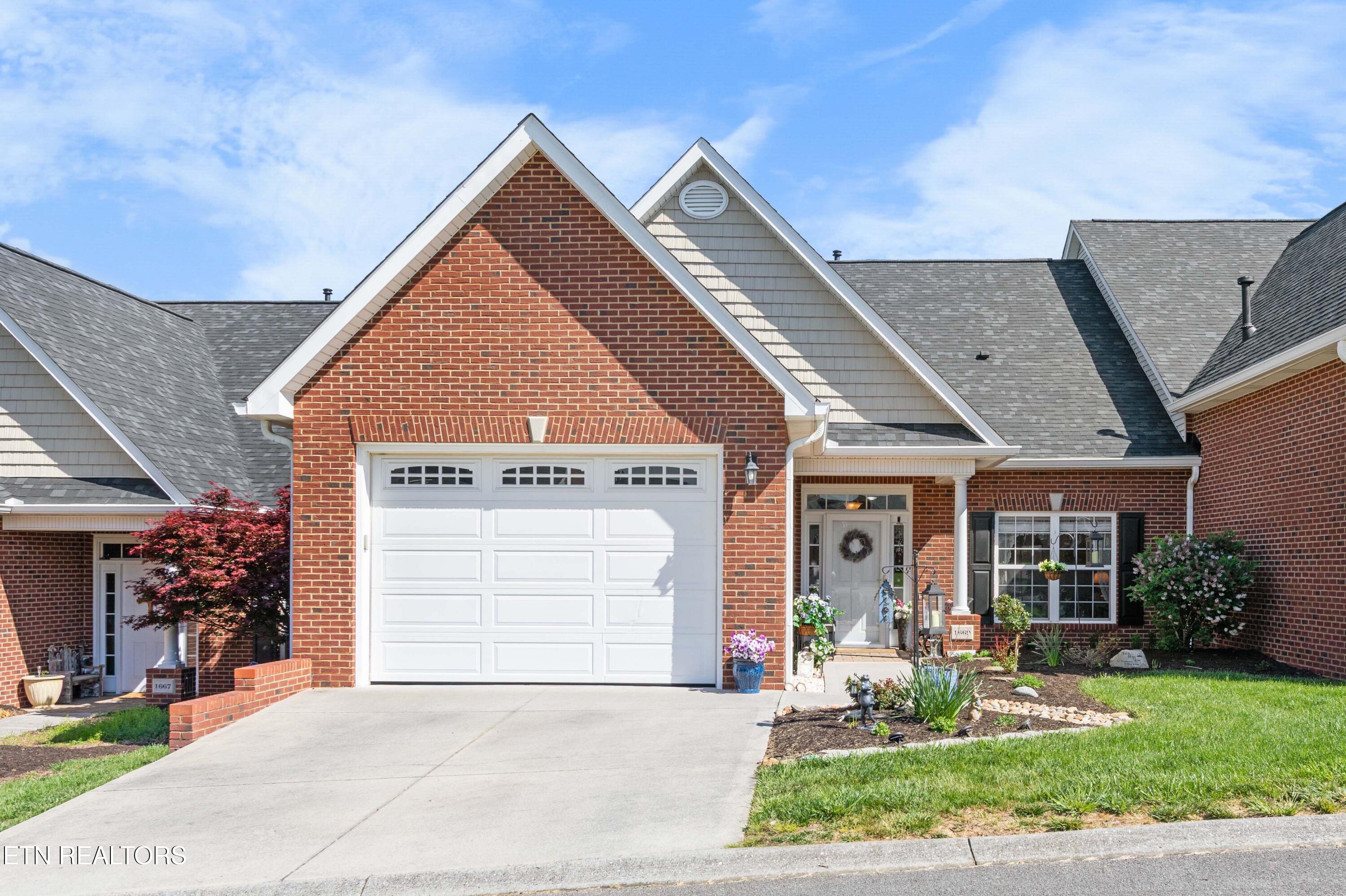1669 Wisteria View Way Knoxville TN 37914
