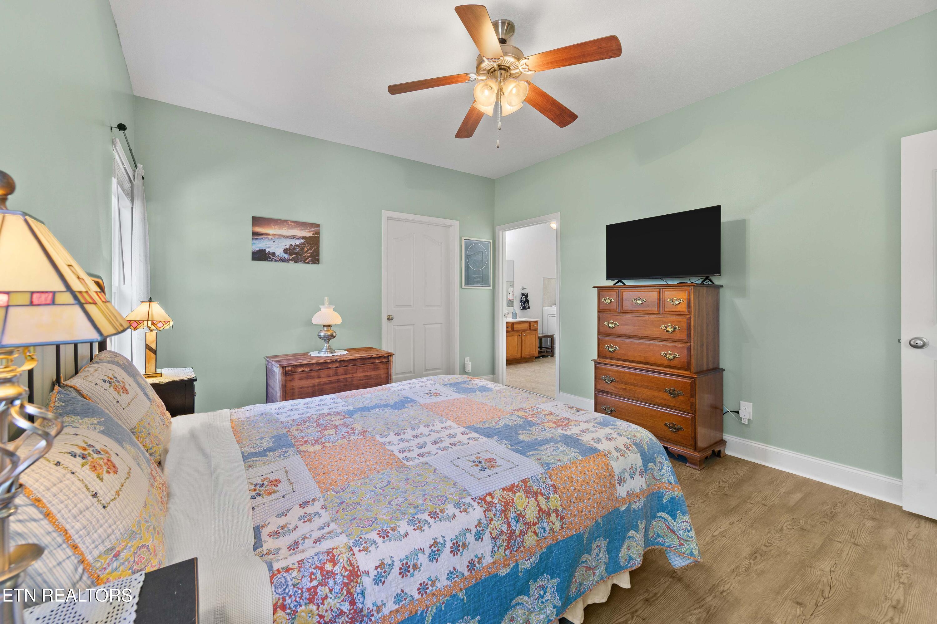 1669 Wisteria View Way Knoxville TN 37914