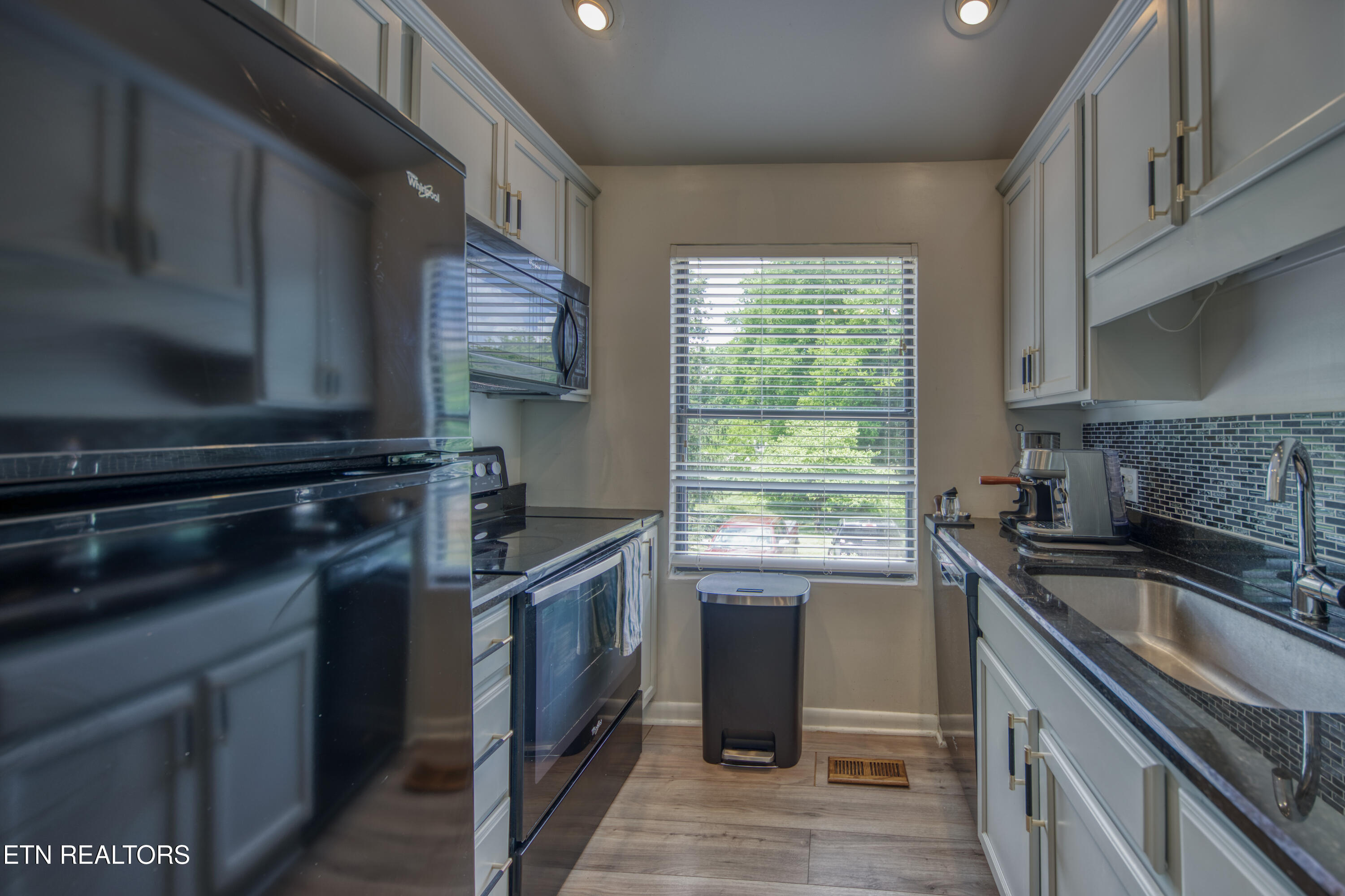 541 Lost Tree Lane Knoxville TN 37934