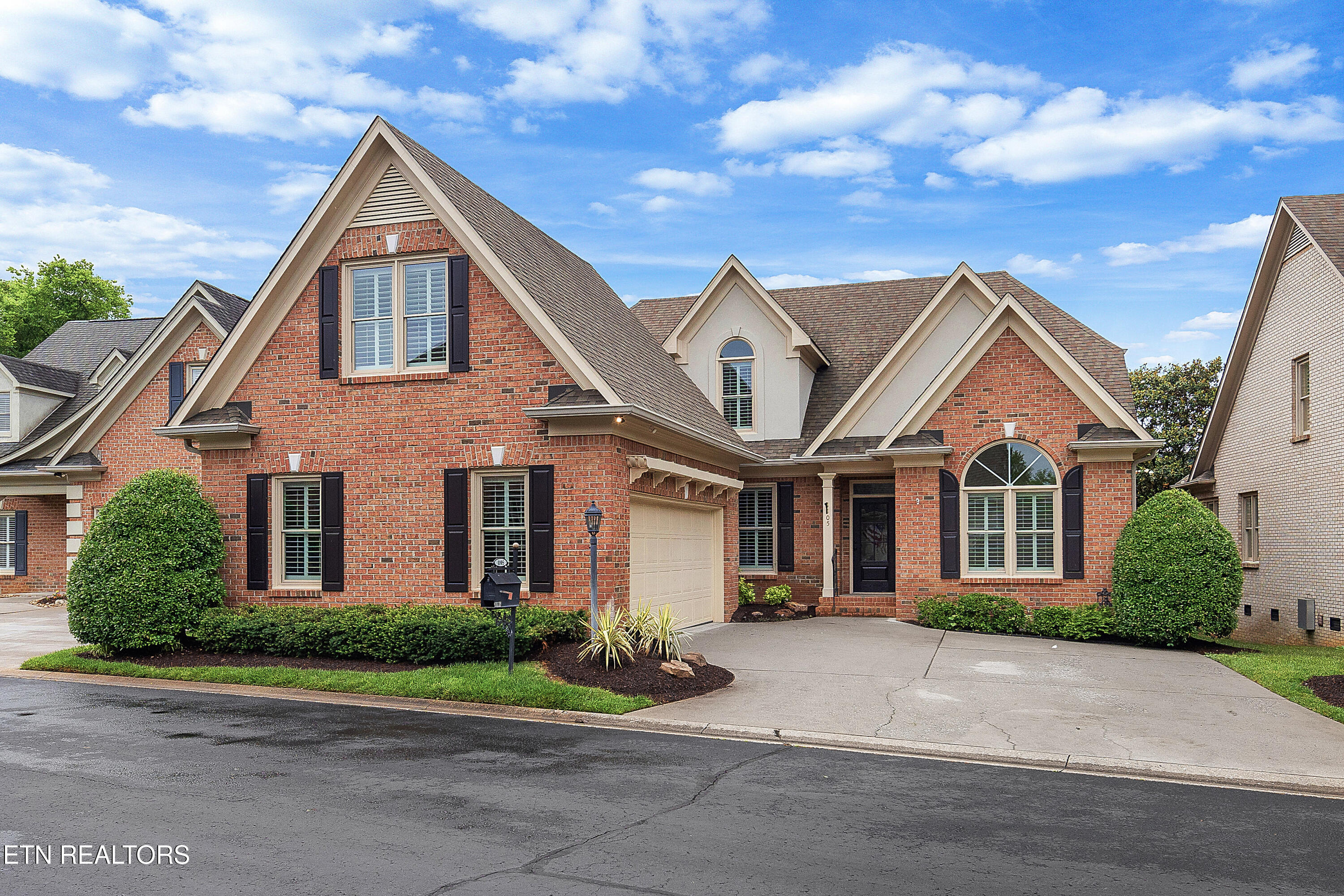 1105 Highgrove Garden Way Knoxville TN 37922
