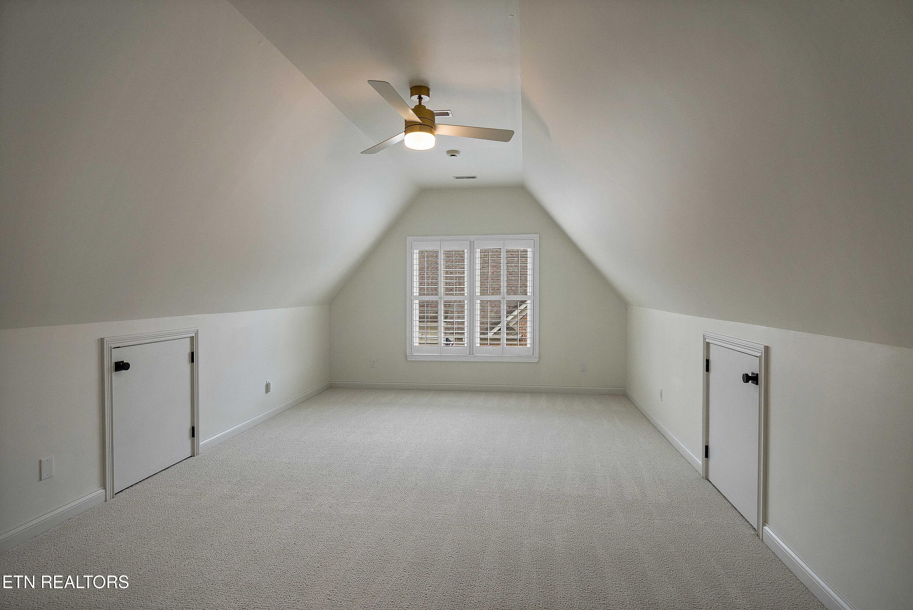 1105 Highgrove Garden Way Knoxville TN 37922