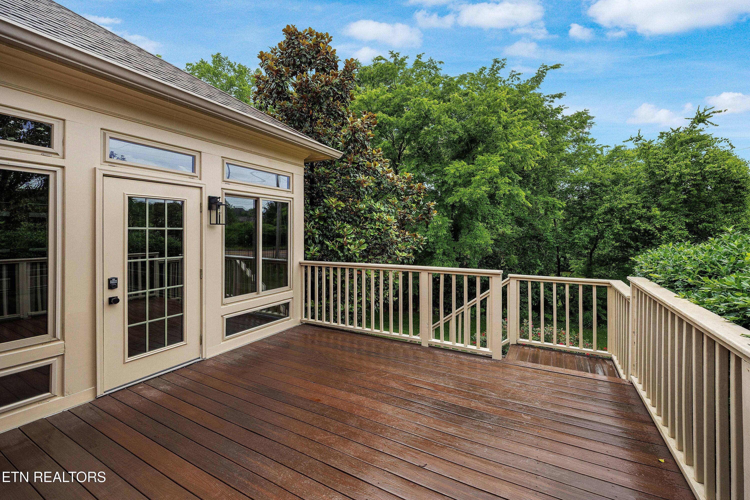 1105 Highgrove Garden Way Knoxville TN 37922