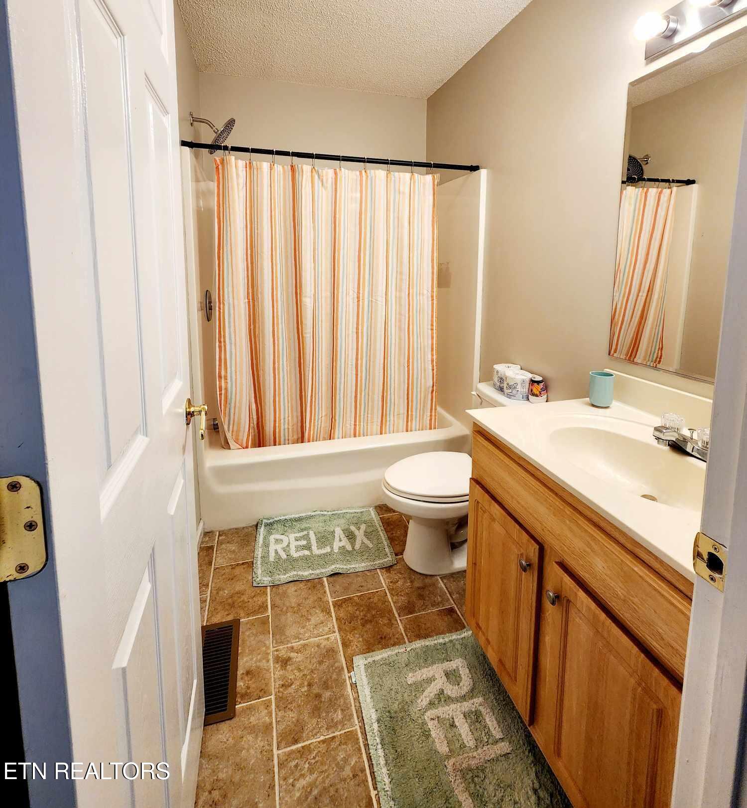 2904 Boyds Creek Highway Sevierville TN 37876