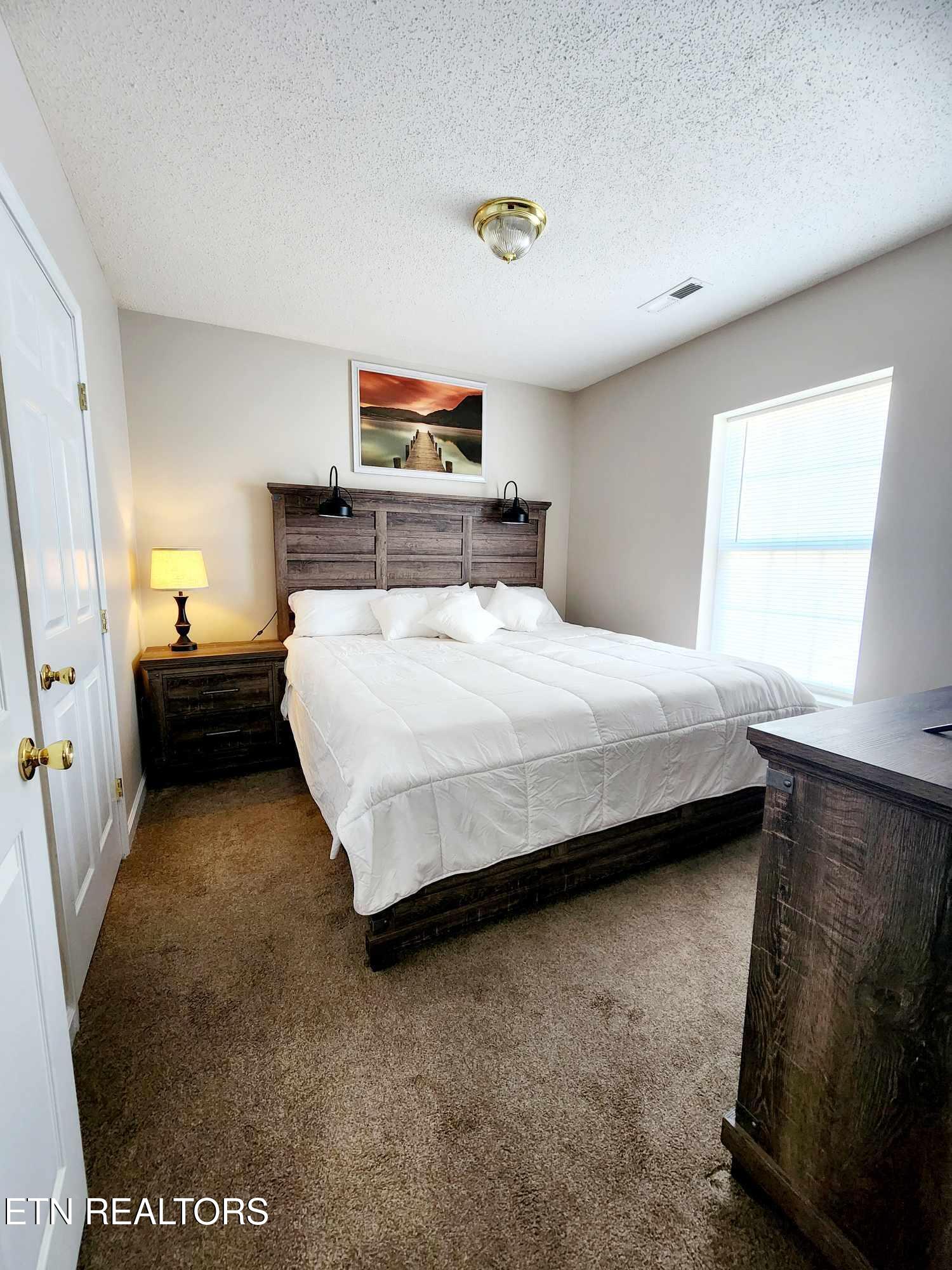 2904 Boyds Creek Highway Sevierville TN 37876